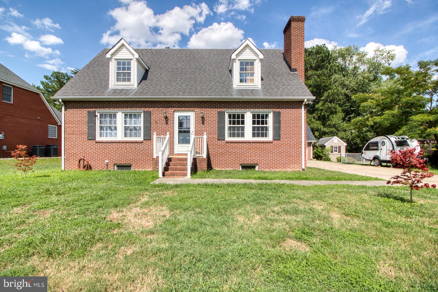109 SUSSEX ST, FREDERICKSBURG, Virginia 22405, 5 Bedrooms Bedrooms, ,2 BathroomsBathrooms,Residential,For sale,109 SUSSEX ST,VAST2045872 MLS # VAST2045872