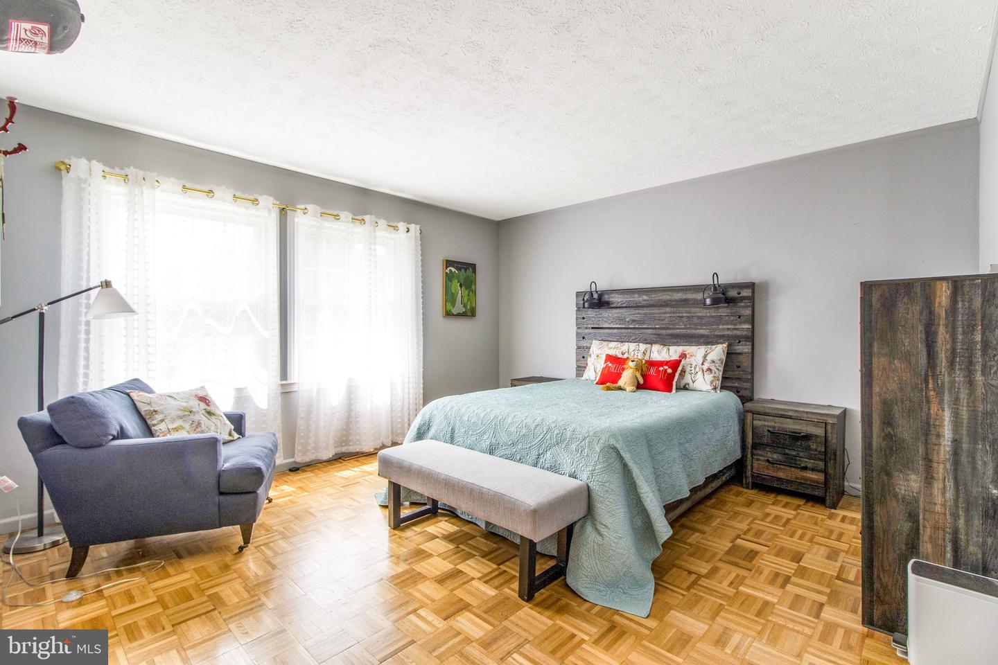 109 SUSSEX ST, FREDERICKSBURG, Virginia 22405, 5 Bedrooms Bedrooms, ,2 BathroomsBathrooms,Residential,For sale,109 SUSSEX ST,VAST2045872 MLS # VAST2045872