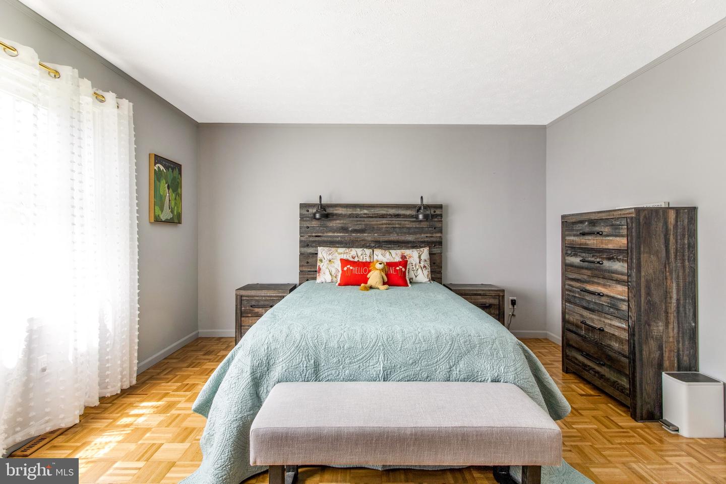 109 SUSSEX ST, FREDERICKSBURG, Virginia 22405, 5 Bedrooms Bedrooms, ,2 BathroomsBathrooms,Residential,For sale,109 SUSSEX ST,VAST2045872 MLS # VAST2045872