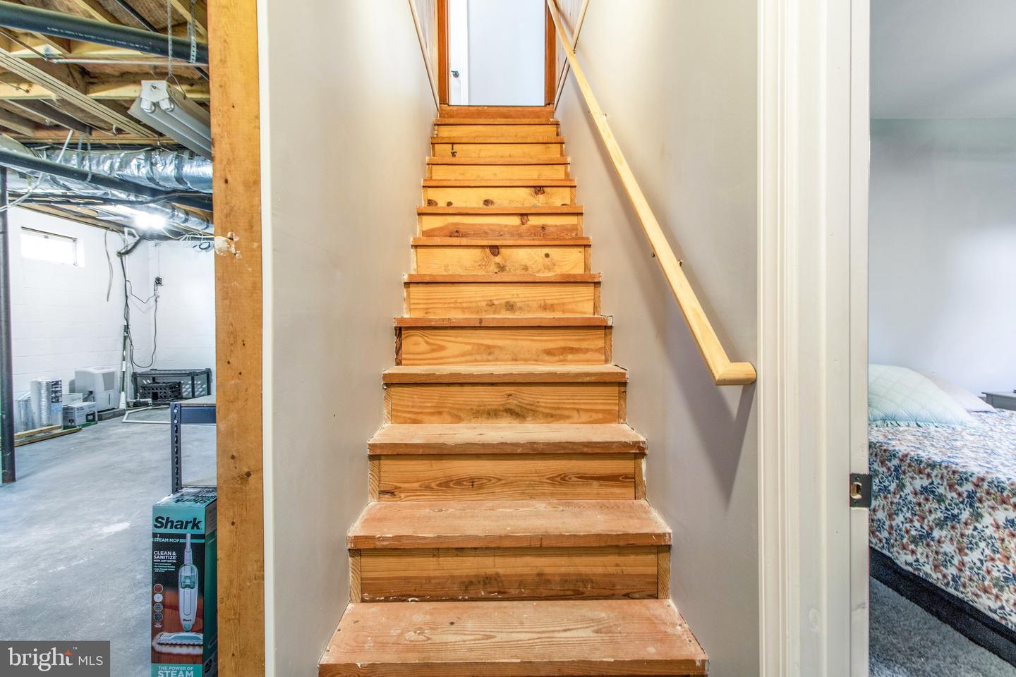 109 SUSSEX ST, FREDERICKSBURG, Virginia 22405, 5 Bedrooms Bedrooms, ,2 BathroomsBathrooms,Residential,For sale,109 SUSSEX ST,VAST2045872 MLS # VAST2045872