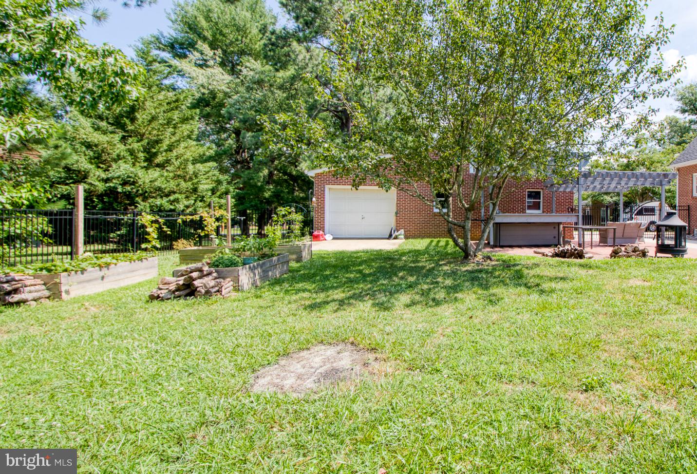 109 SUSSEX ST, FREDERICKSBURG, Virginia 22405, 5 Bedrooms Bedrooms, ,2 BathroomsBathrooms,Residential,For sale,109 SUSSEX ST,VAST2045872 MLS # VAST2045872