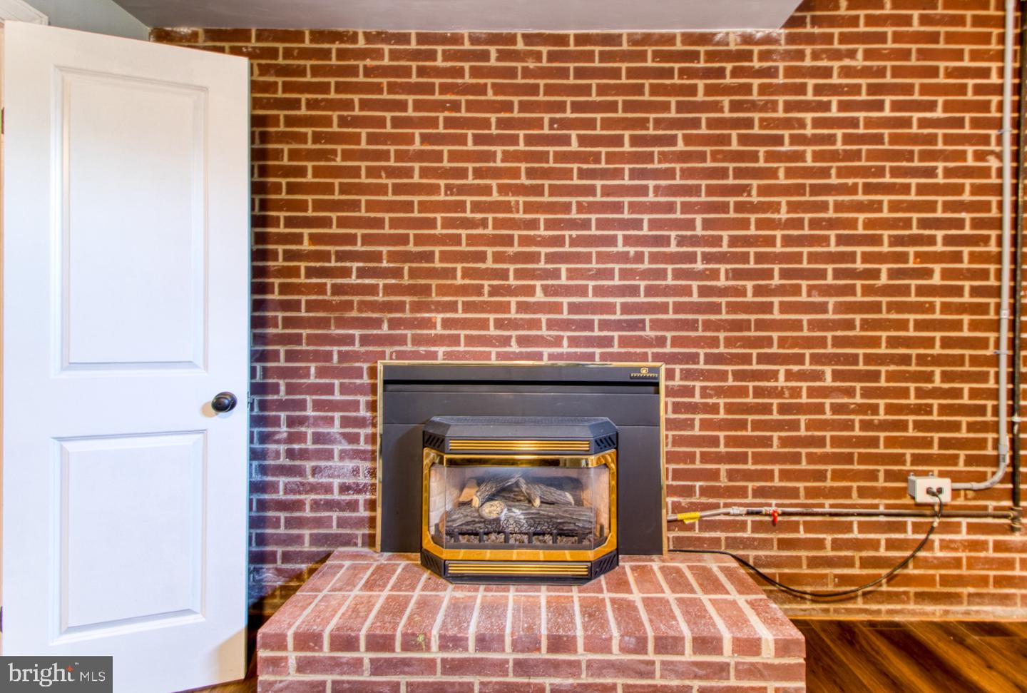 109 SUSSEX ST, FREDERICKSBURG, Virginia 22405, 5 Bedrooms Bedrooms, ,2 BathroomsBathrooms,Residential,For sale,109 SUSSEX ST,VAST2045872 MLS # VAST2045872