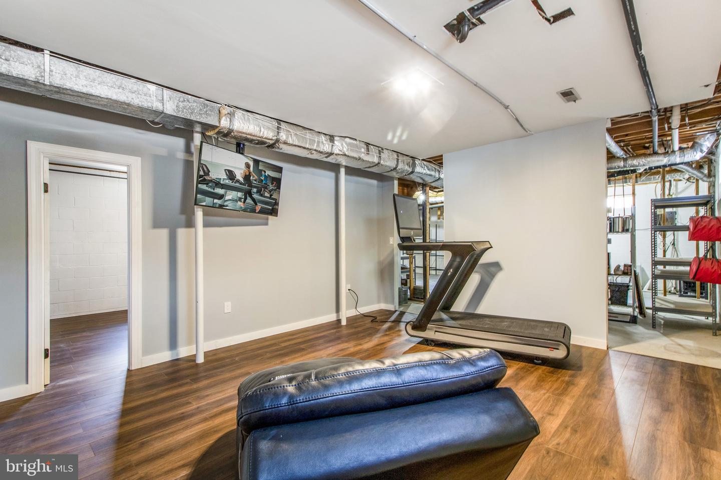 109 SUSSEX ST, FREDERICKSBURG, Virginia 22405, 5 Bedrooms Bedrooms, ,2 BathroomsBathrooms,Residential,For sale,109 SUSSEX ST,VAST2045872 MLS # VAST2045872