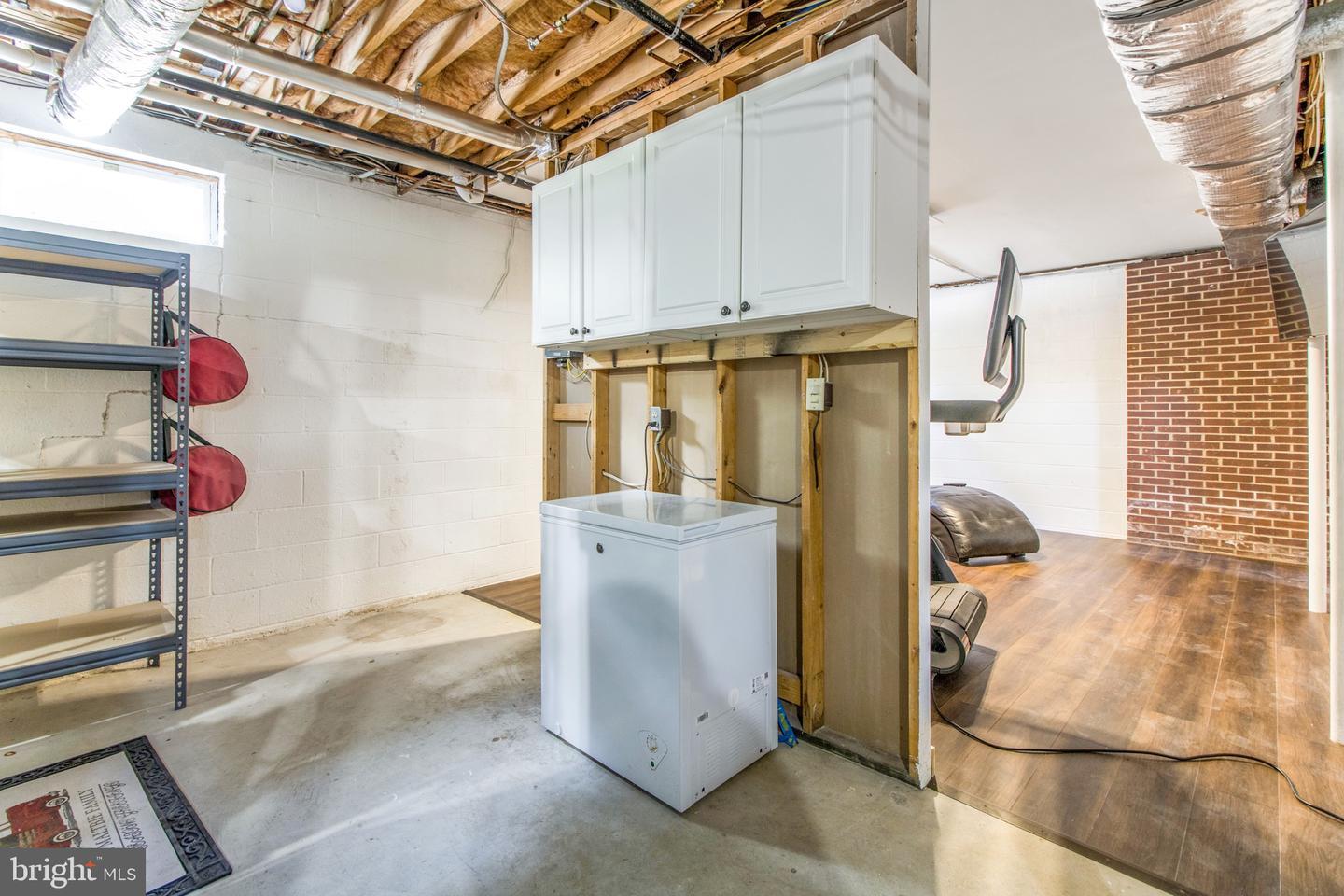 109 SUSSEX ST, FREDERICKSBURG, Virginia 22405, 5 Bedrooms Bedrooms, ,2 BathroomsBathrooms,Residential,For sale,109 SUSSEX ST,VAST2045872 MLS # VAST2045872