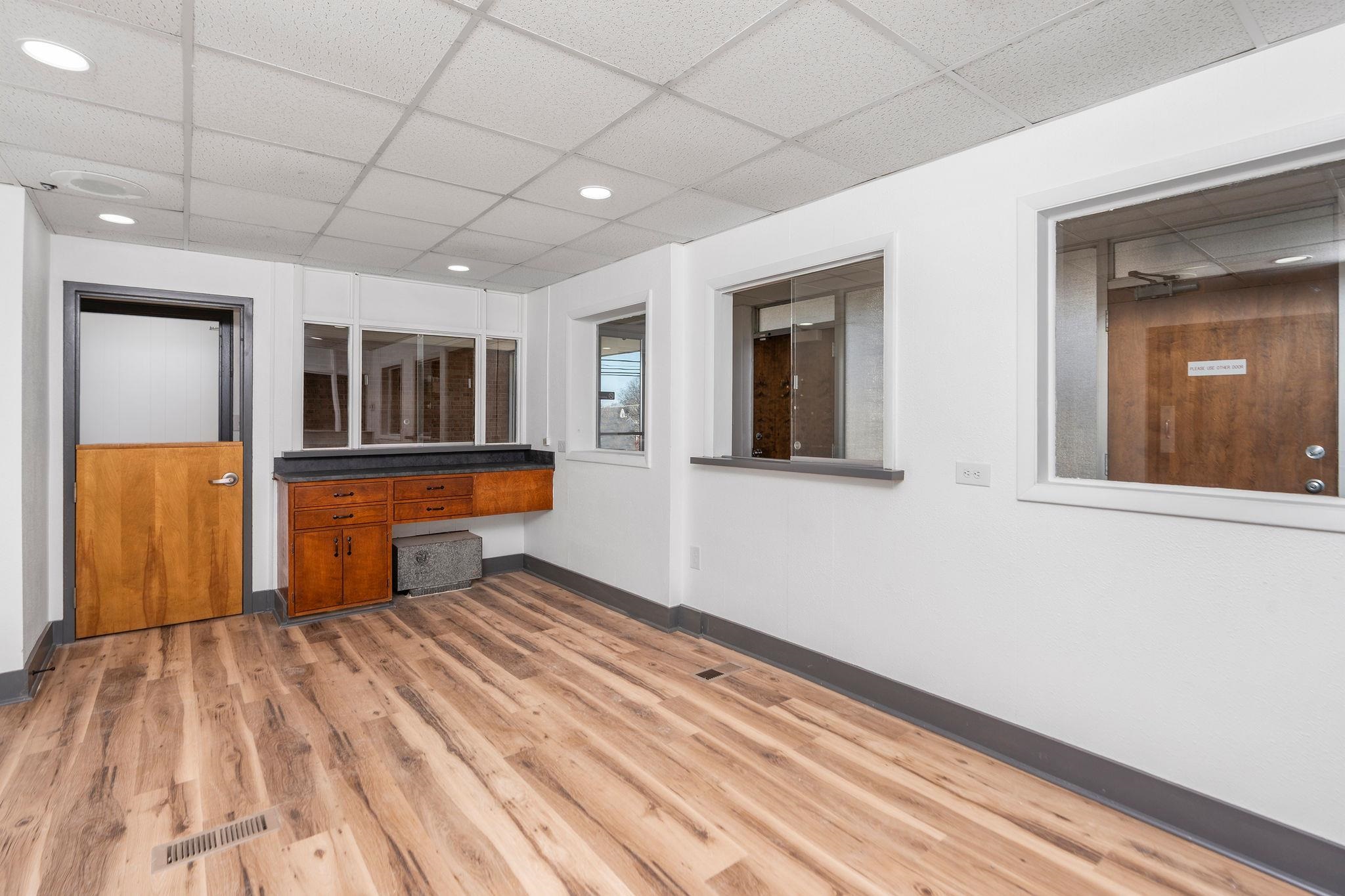 1305 13TH ST, WAYNESBORO, Virginia 22980, ,Commercial,1305 13TH ST,671539 MLS # 671539