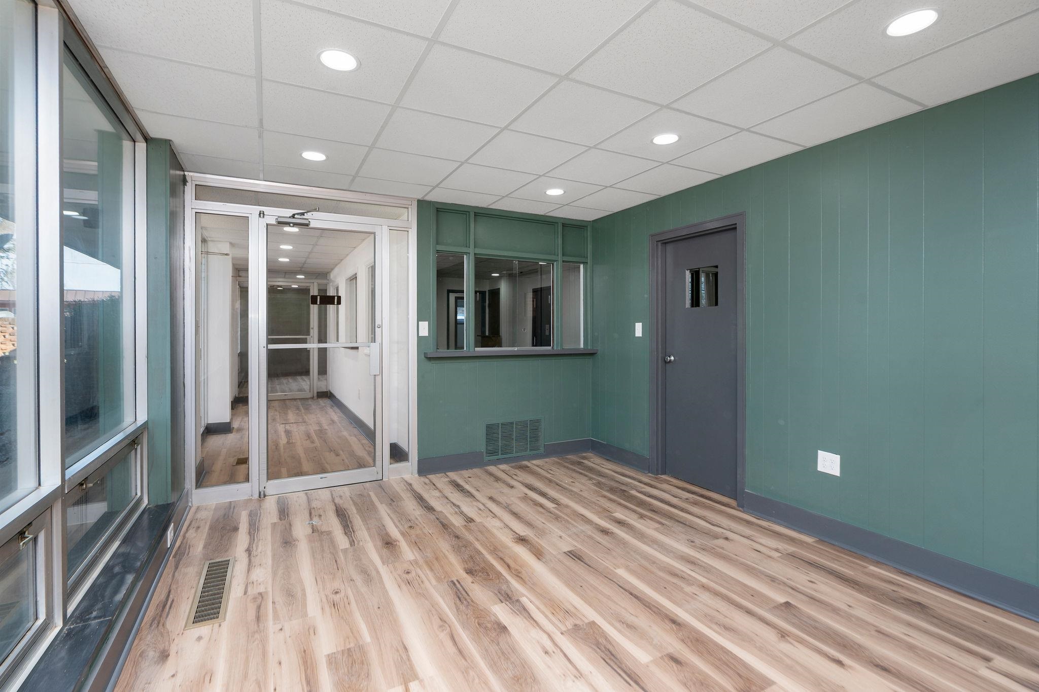 1305 13TH ST, WAYNESBORO, Virginia 22980, ,Commercial,1305 13TH ST,671539 MLS # 671539