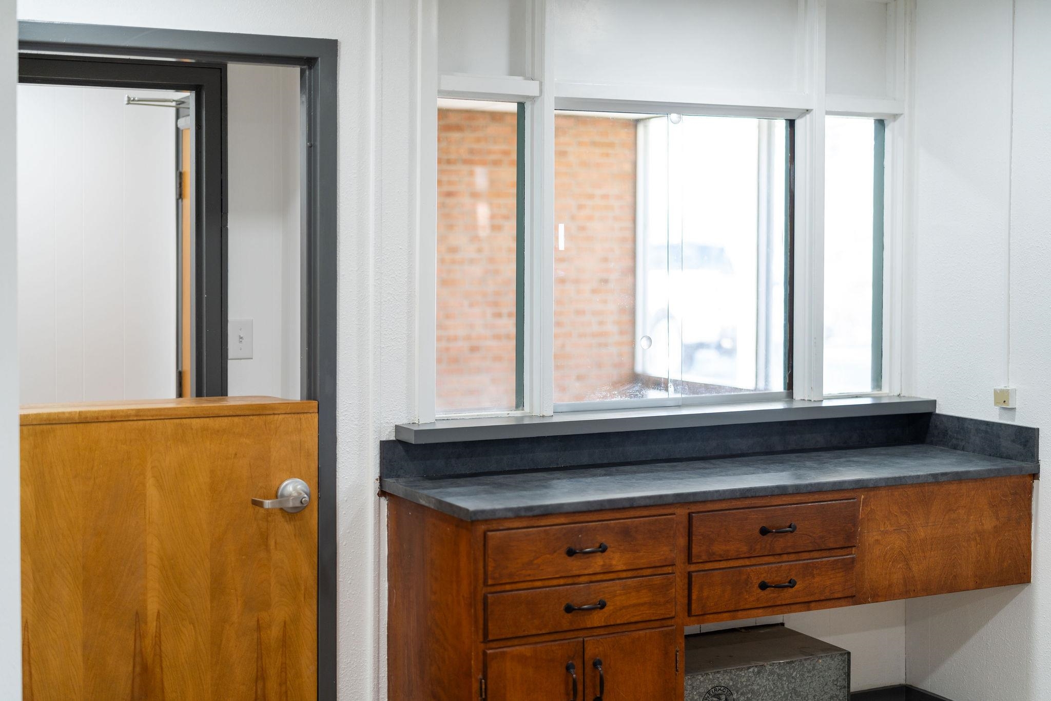 1305 13TH ST, WAYNESBORO, Virginia 22980, ,Commercial,1305 13TH ST,671539 MLS # 671539