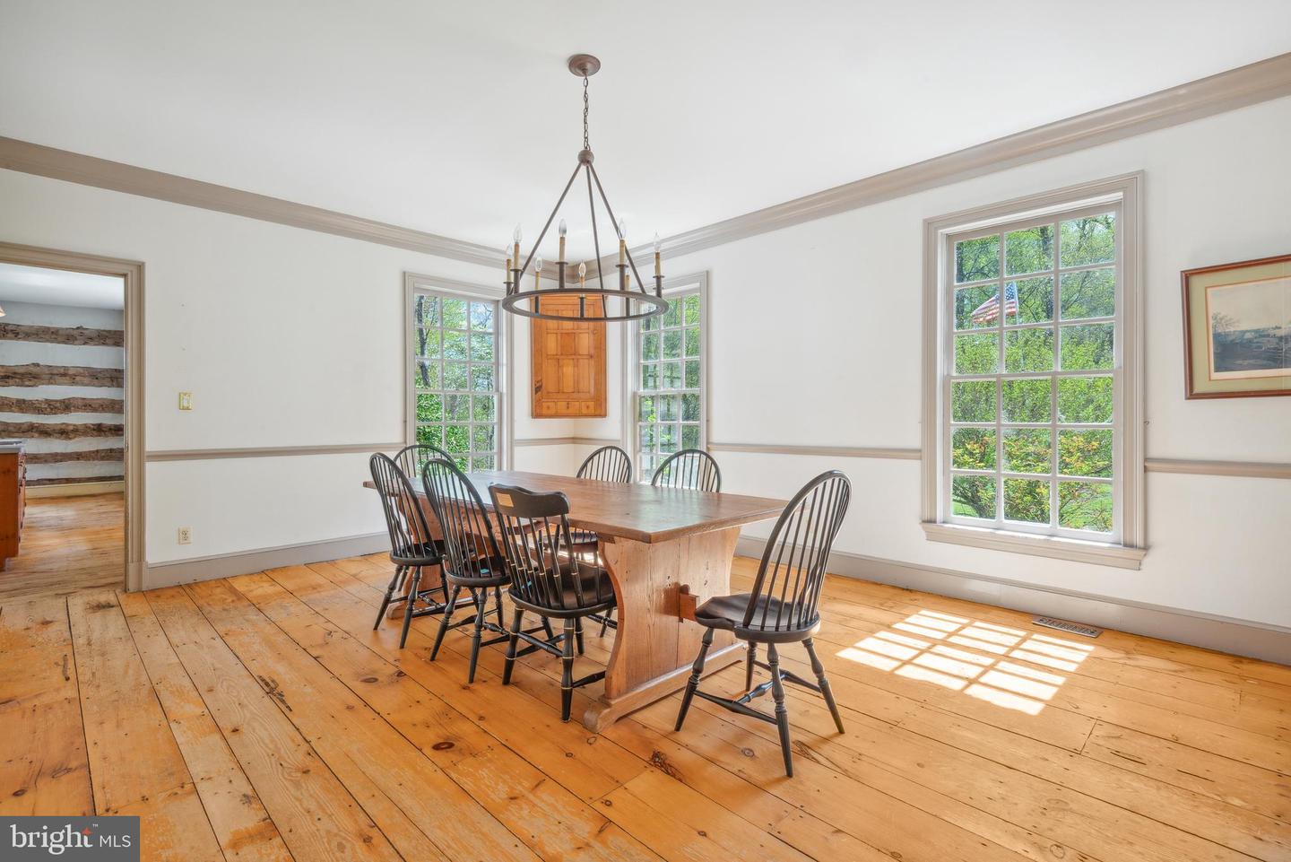 121 YARNICK RD, GREAT FALLS, Virginia 22066, 8 Bedrooms Bedrooms, ,5 BathroomsBathrooms,Residential,For sale,121 YARNICK RD,VAFX2227828 MLS # VAFX2227828