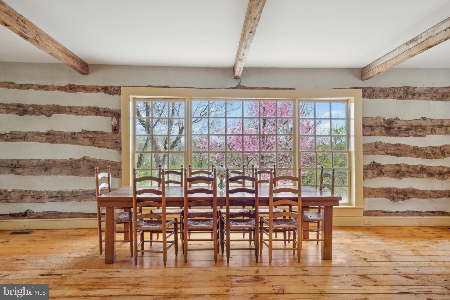 121 YARNICK RD, GREAT FALLS, Virginia 22066, 8 Bedrooms Bedrooms, ,5 BathroomsBathrooms,Residential,For sale,121 YARNICK RD,VAFX2227828 MLS # VAFX2227828