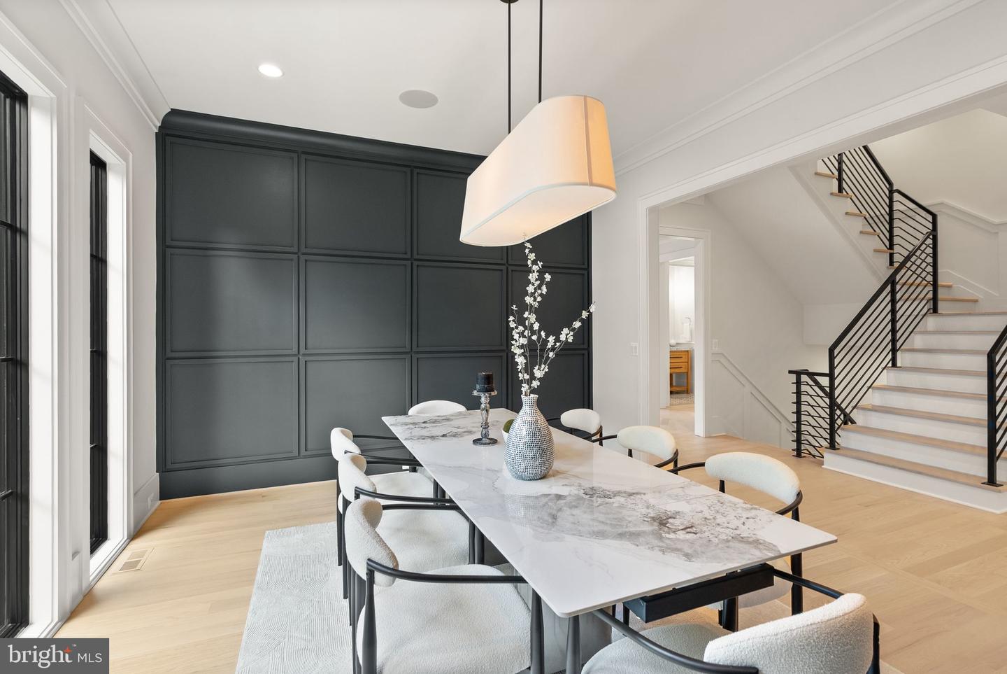 112 N HIGHLAND ST, ARLINGTON, Virginia 22201, 6 Bedrooms Bedrooms, 26 Rooms Rooms,6 BathroomsBathrooms,Residential,For sale,112 N HIGHLAND ST,VAAR2061698 MLS # VAAR2061698