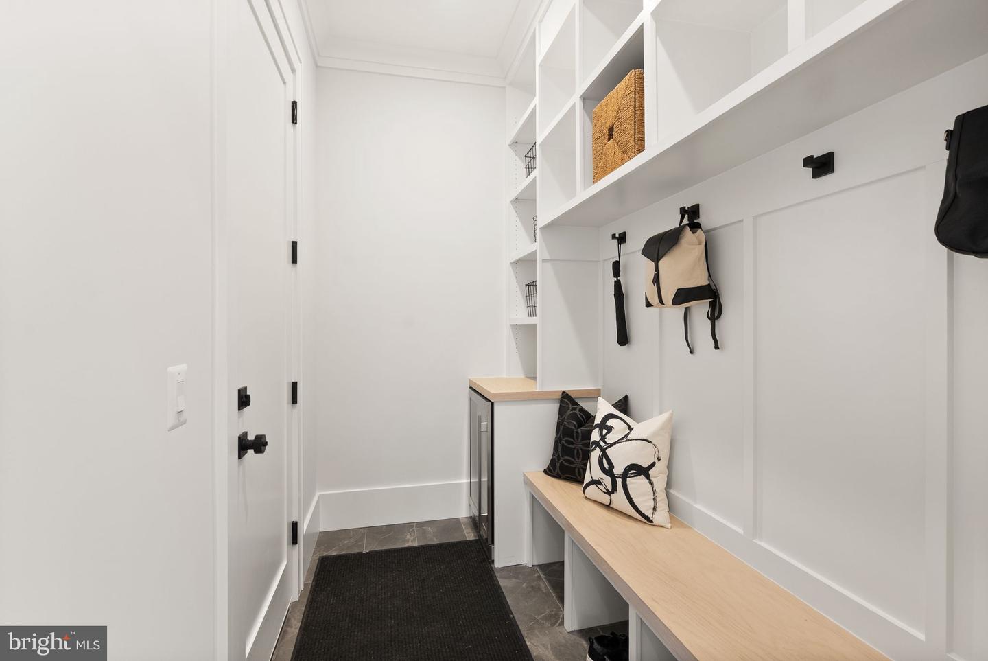 112 N HIGHLAND ST, ARLINGTON, Virginia 22201, 6 Bedrooms Bedrooms, 26 Rooms Rooms,6 BathroomsBathrooms,Residential,For sale,112 N HIGHLAND ST,VAAR2061698 MLS # VAAR2061698