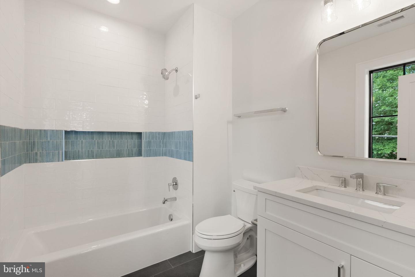 112 N HIGHLAND ST, ARLINGTON, Virginia 22201, 6 Bedrooms Bedrooms, 26 Rooms Rooms,6 BathroomsBathrooms,Residential,For sale,112 N HIGHLAND ST,VAAR2061698 MLS # VAAR2061698