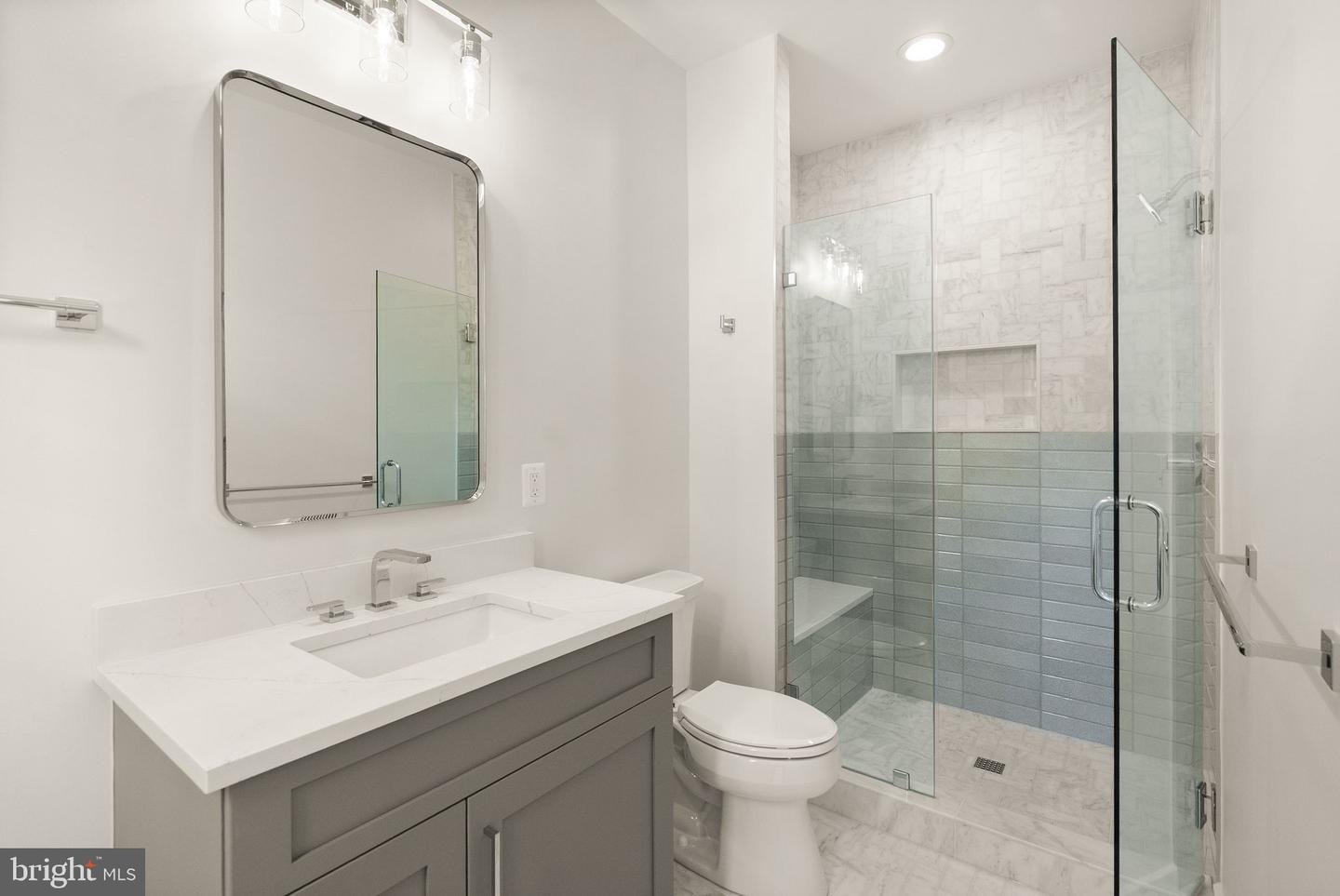 112 N HIGHLAND ST, ARLINGTON, Virginia 22201, 6 Bedrooms Bedrooms, 26 Rooms Rooms,6 BathroomsBathrooms,Residential,For sale,112 N HIGHLAND ST,VAAR2061698 MLS # VAAR2061698