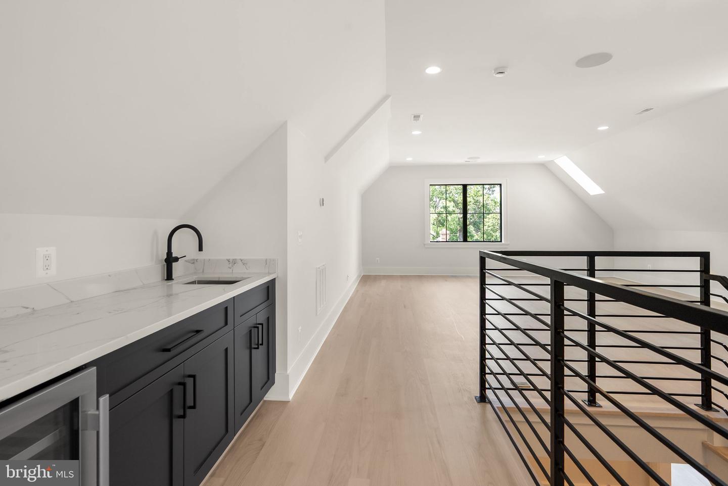 112 N HIGHLAND ST, ARLINGTON, Virginia 22201, 6 Bedrooms Bedrooms, 26 Rooms Rooms,6 BathroomsBathrooms,Residential,For sale,112 N HIGHLAND ST,VAAR2061698 MLS # VAAR2061698