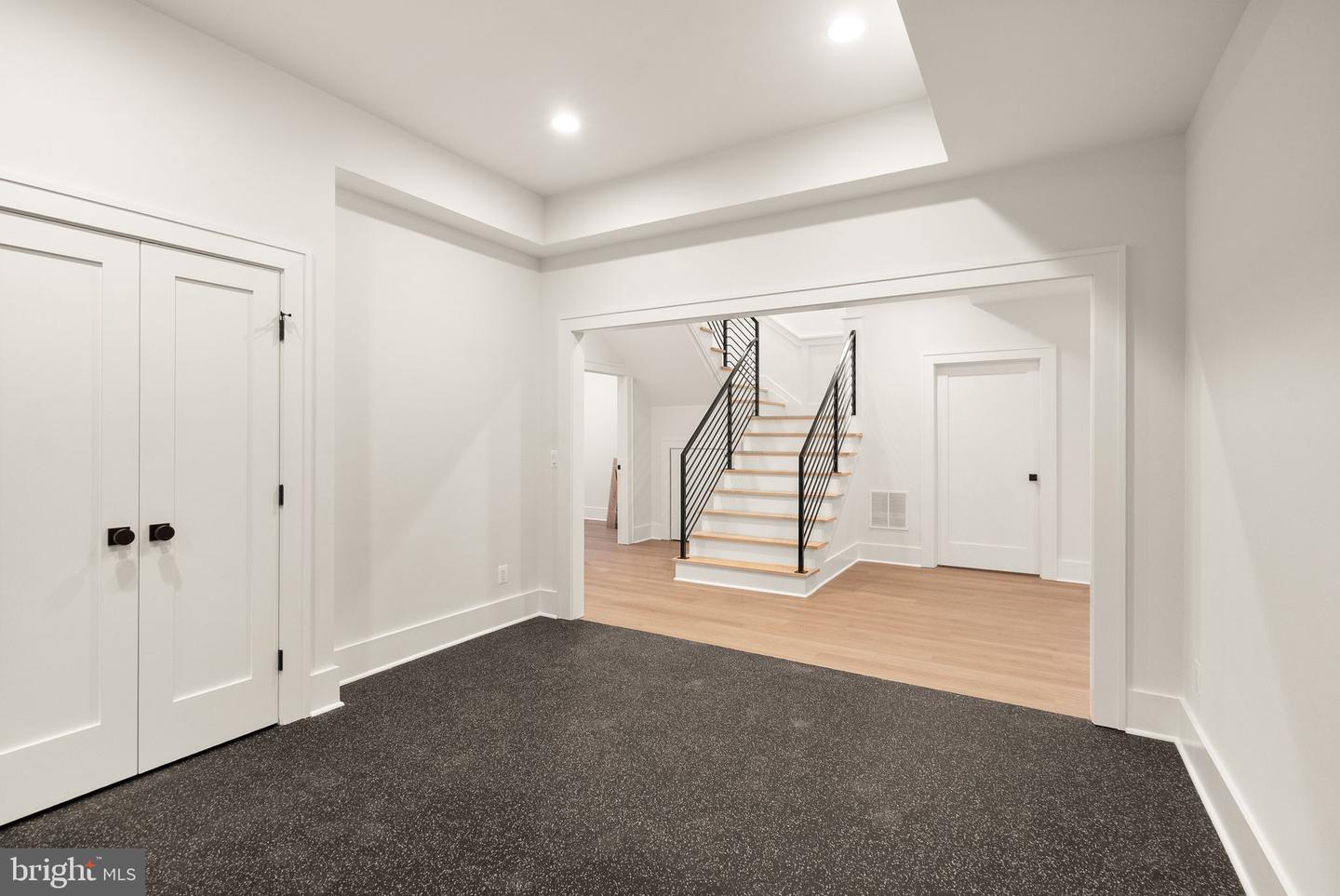 112 N HIGHLAND ST, ARLINGTON, Virginia 22201, 6 Bedrooms Bedrooms, 26 Rooms Rooms,6 BathroomsBathrooms,Residential,For sale,112 N HIGHLAND ST,VAAR2061698 MLS # VAAR2061698