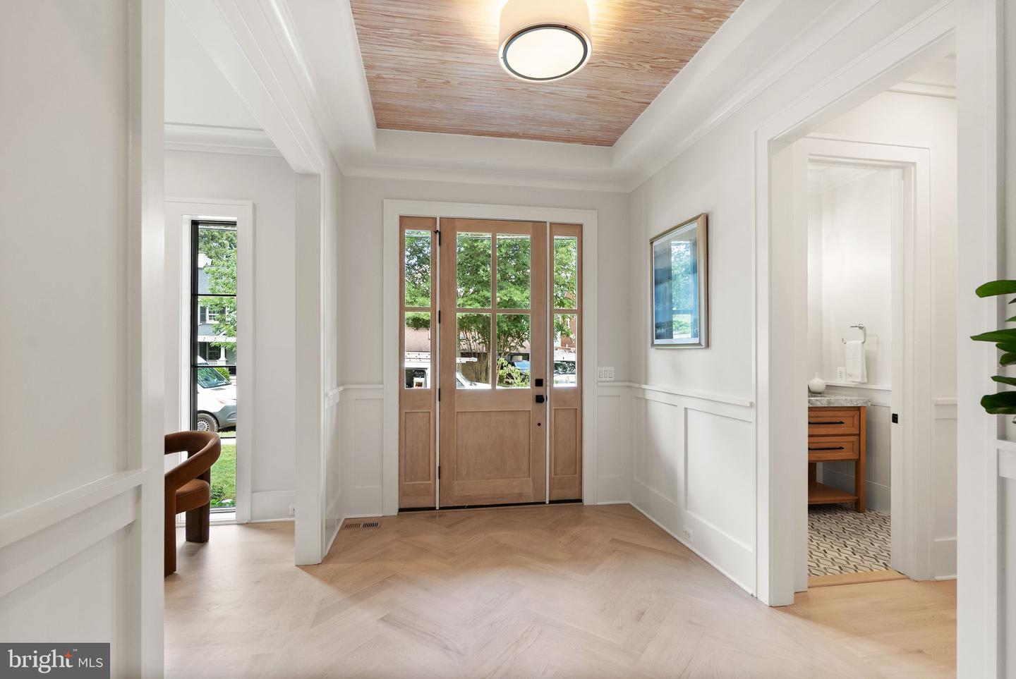 112 N HIGHLAND ST, ARLINGTON, Virginia 22201, 6 Bedrooms Bedrooms, 26 Rooms Rooms,6 BathroomsBathrooms,Residential,For sale,112 N HIGHLAND ST,VAAR2061698 MLS # VAAR2061698