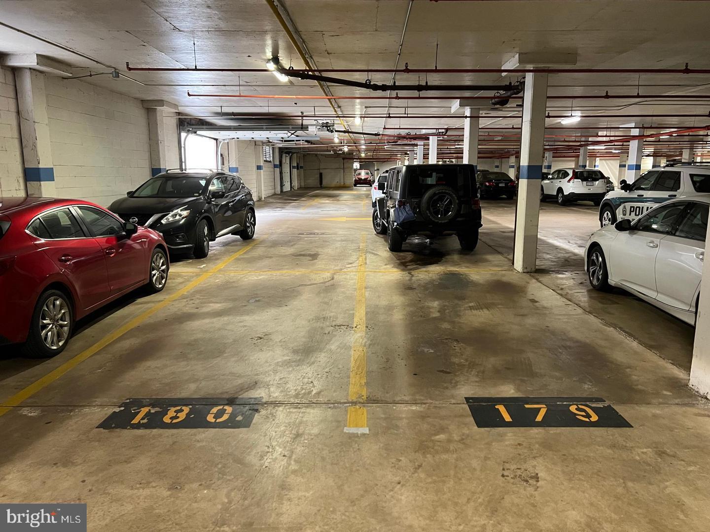 4500 S FOUR MILE RUN DR #1218, ARLINGTON, Virginia 22204, ,Residential,For sale,4500 S FOUR MILE RUN DR #1218,VAAR2065604 MLS # VAAR2065604