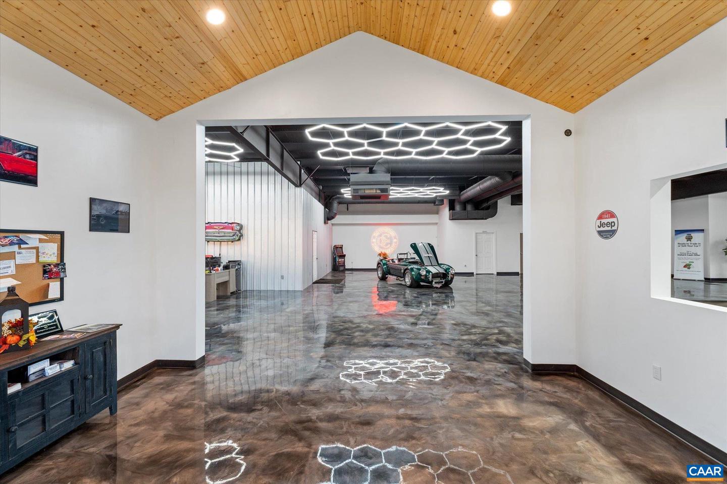 912 VALLEY RIDGE RD, COVINGTON, Virginia 24426, ,Land,For sale,912 VALLEY RIDGE RD,673110 MLS # 673110