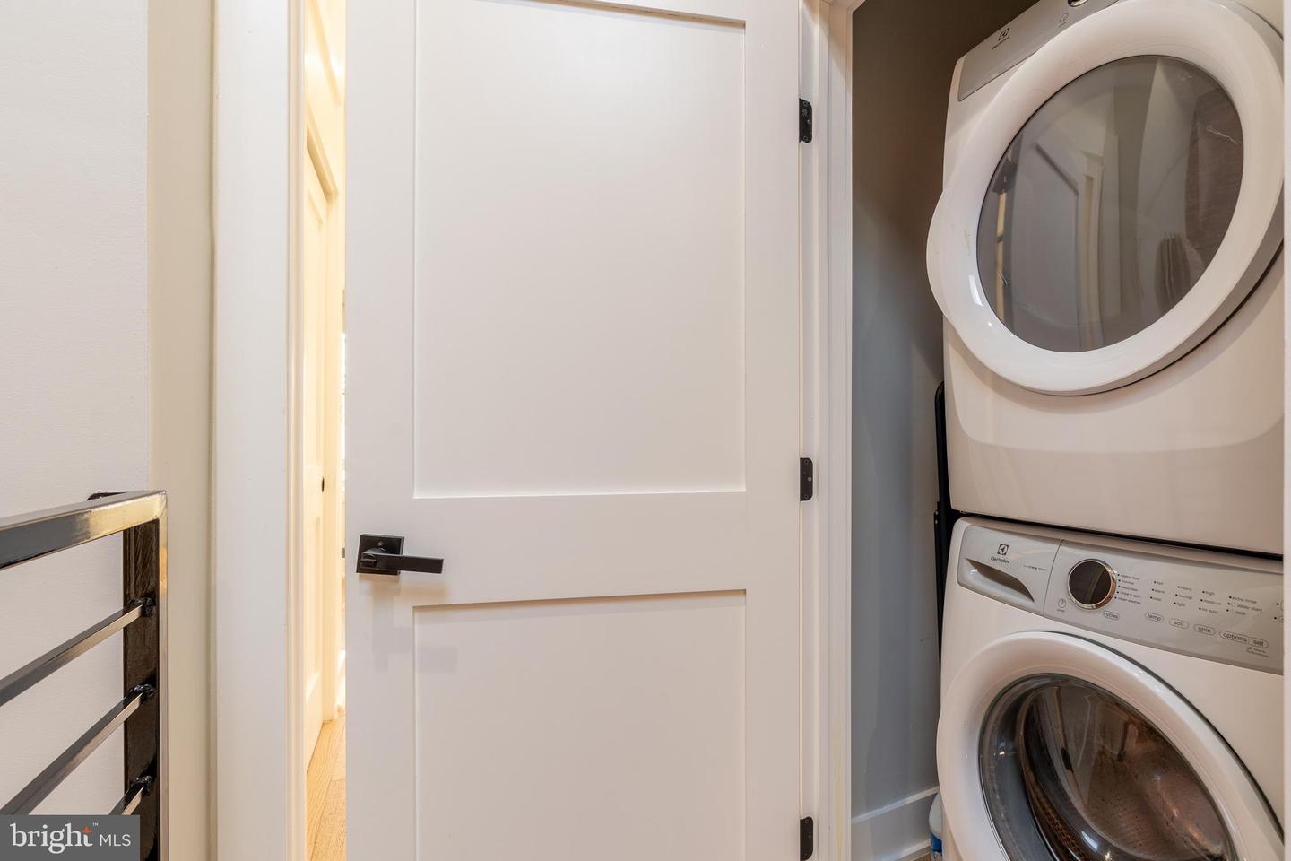 1402 5TH ST NW, WASHINGTON, District Of Columbia 20001, 4 Bedrooms Bedrooms, ,3 BathroomsBathrooms,Residential,For sale,1402 5TH ST NW,DCDC2231560 MLS # DCDC2231560