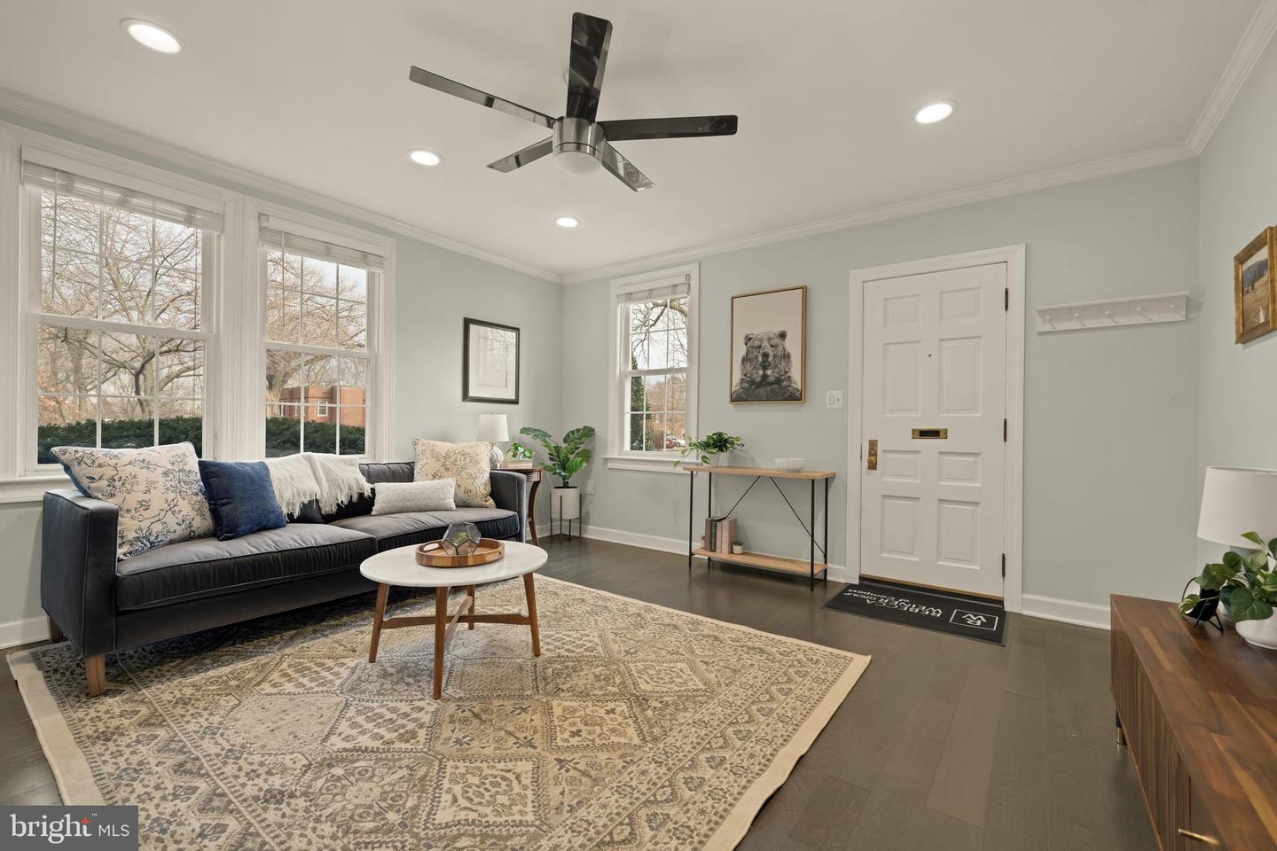 2600 16TH ST S #686, ARLINGTON, Virginia 22204, 2 Bedrooms Bedrooms, 5 Rooms Rooms,1 BathroomBathrooms,Residential,For sale,2600 16TH ST S #686,VAAR2066422 MLS # VAAR2066422