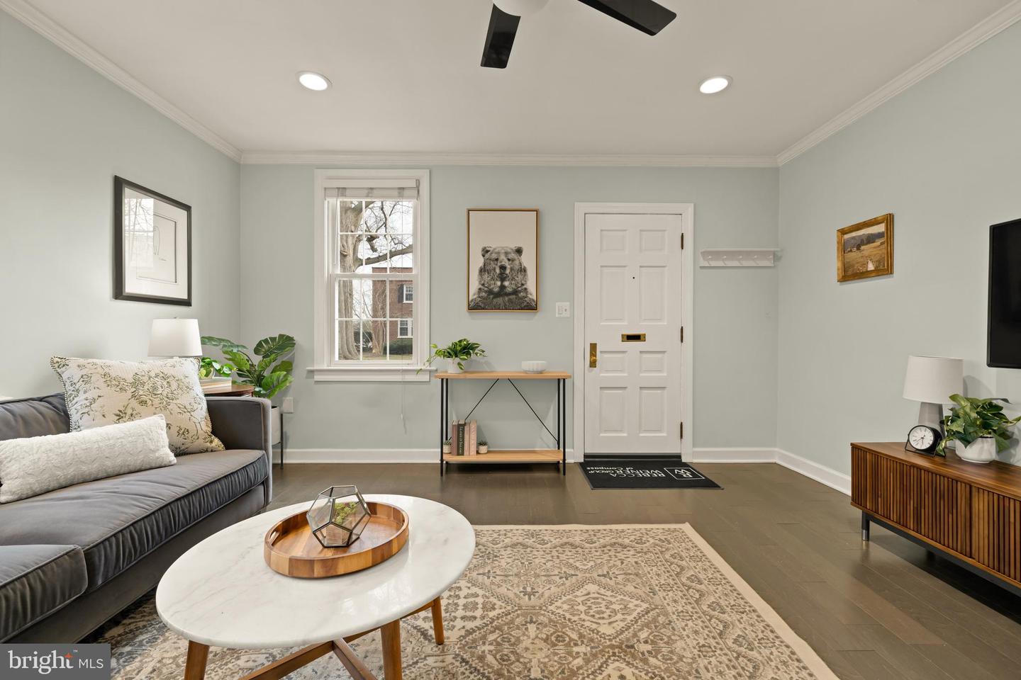 2600 16TH ST S #686, ARLINGTON, Virginia 22204, 2 Bedrooms Bedrooms, 5 Rooms Rooms,1 BathroomBathrooms,Residential,For sale,2600 16TH ST S #686,VAAR2066422 MLS # VAAR2066422