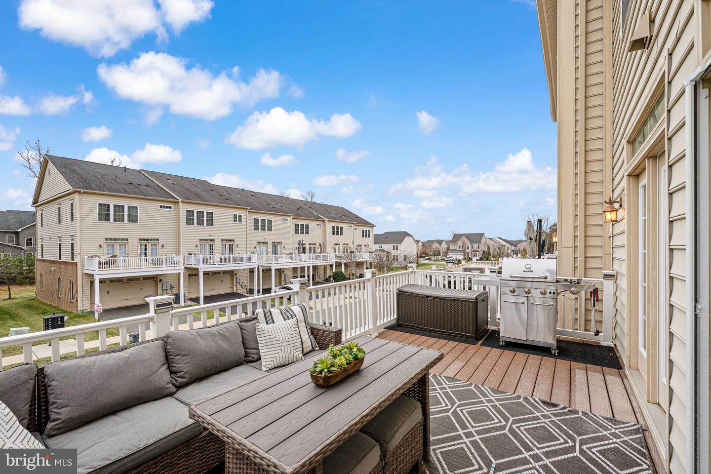 13742 SENEA DR, GAINESVILLE, Virginia 20155, 4 Bedrooms Bedrooms, ,3 BathroomsBathrooms,Residential,For sale,13742 SENEA DR,VAPW2109136 MLS # VAPW2109136