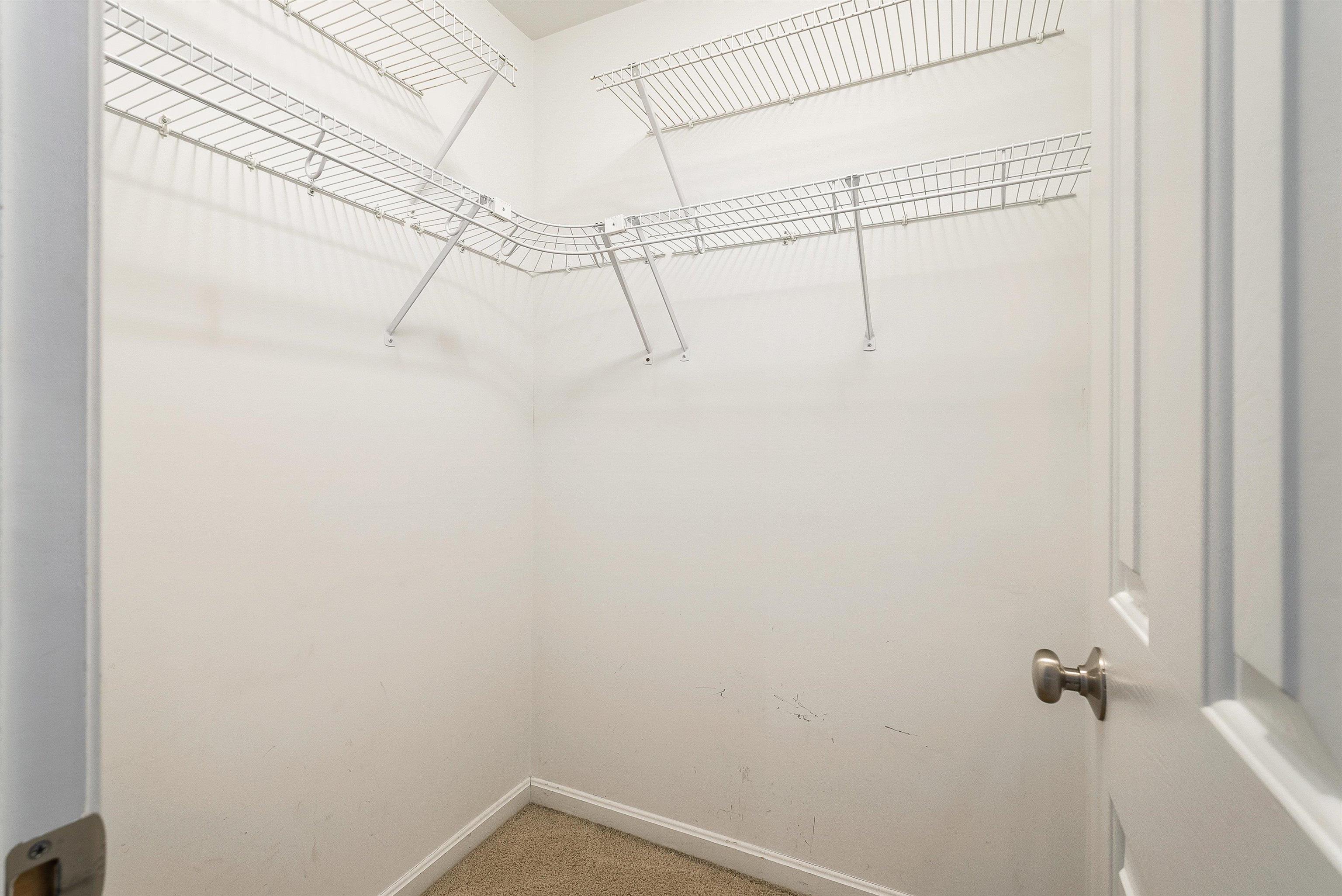 425 CAMPBELL ST, STAUNTON, Virginia 24401, 4 Bedrooms Bedrooms, ,3 BathroomsBathrooms,Residential,425 CAMPBELL ST,673105 MLS # 673105