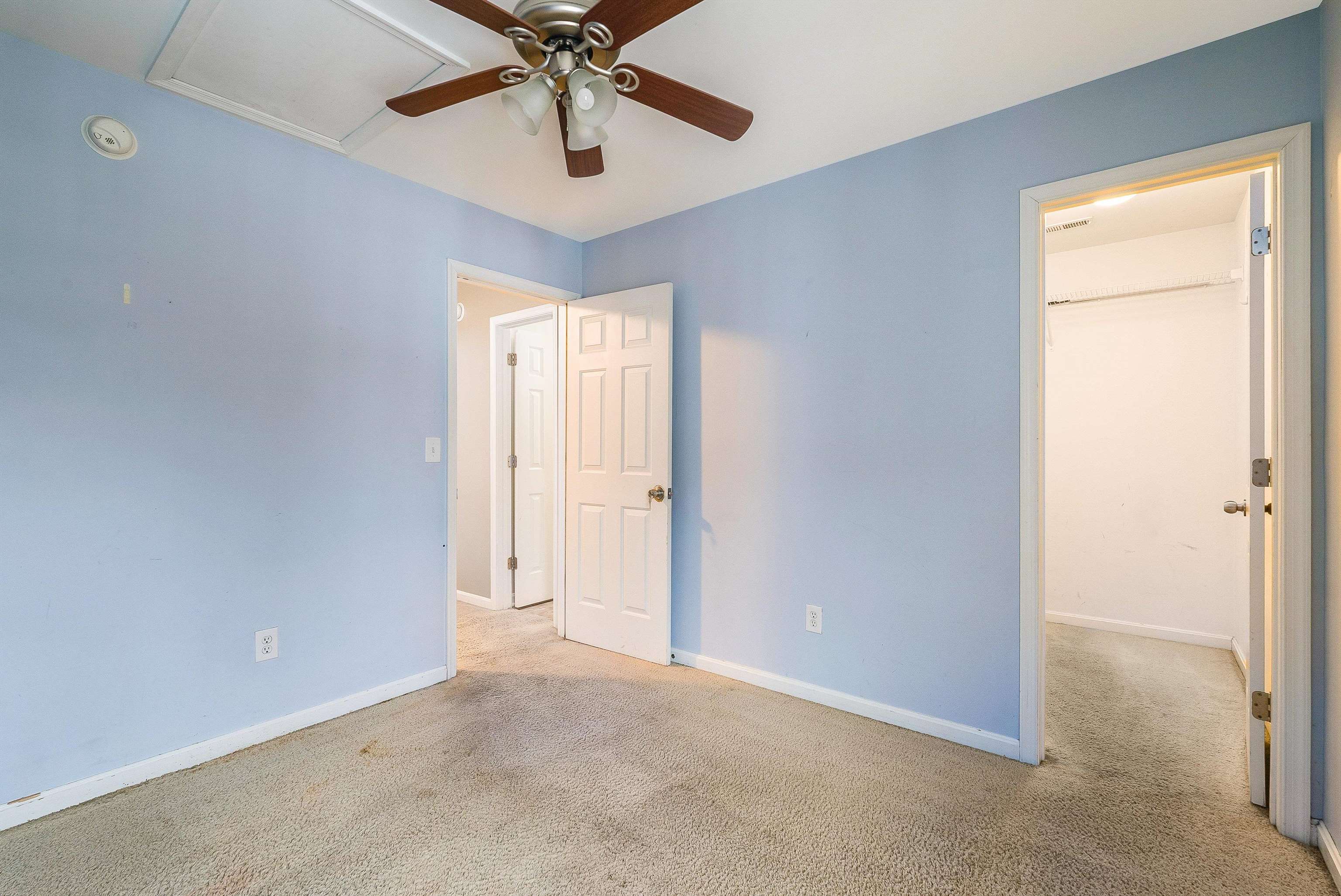 425 CAMPBELL ST, STAUNTON, Virginia 24401, 4 Bedrooms Bedrooms, ,3 BathroomsBathrooms,Residential,425 CAMPBELL ST,673105 MLS # 673105