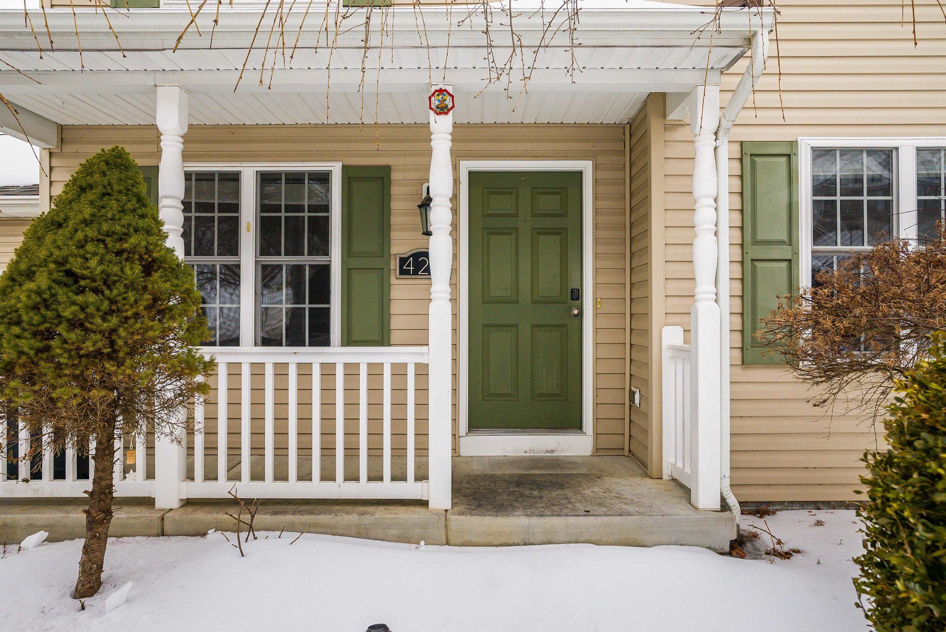 425 CAMPBELL ST, STAUNTON, Virginia 24401, 4 Bedrooms Bedrooms, ,3 BathroomsBathrooms,Residential,425 CAMPBELL ST,673105 MLS # 673105