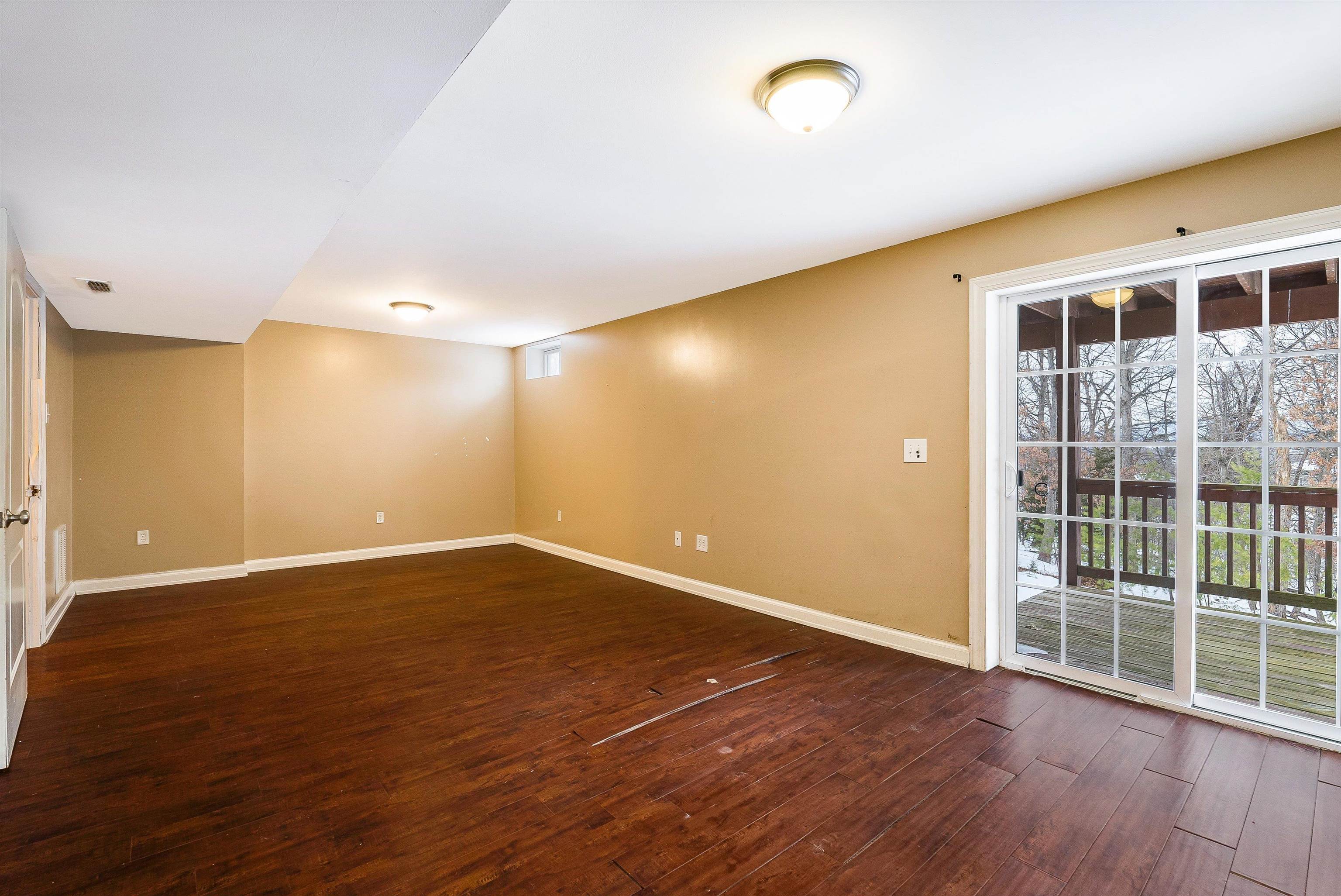 425 CAMPBELL ST, STAUNTON, Virginia 24401, 4 Bedrooms Bedrooms, ,3 BathroomsBathrooms,Residential,425 CAMPBELL ST,673105 MLS # 673105