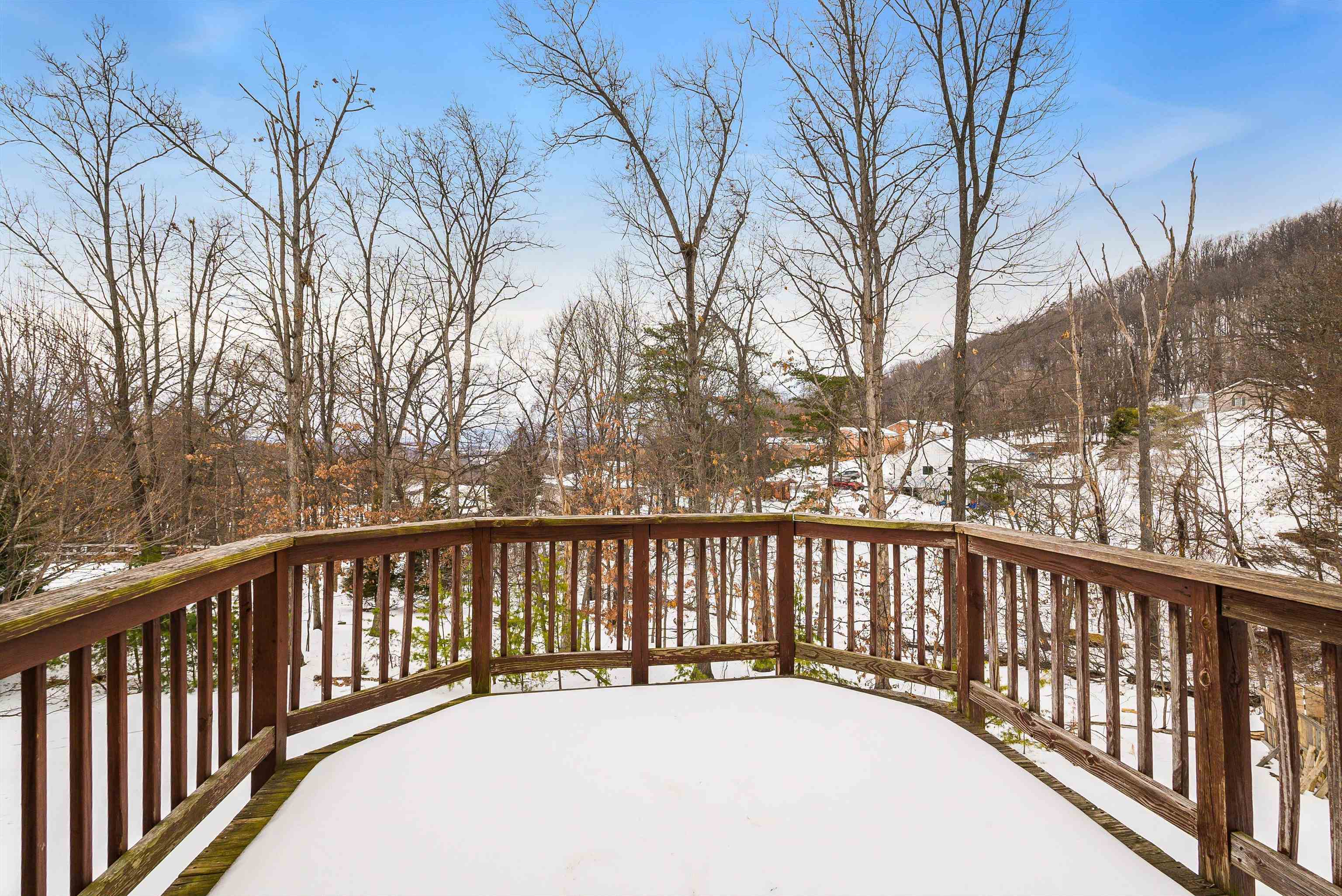 425 CAMPBELL ST, STAUNTON, Virginia 24401, 4 Bedrooms Bedrooms, ,3 BathroomsBathrooms,Residential,425 CAMPBELL ST,673105 MLS # 673105