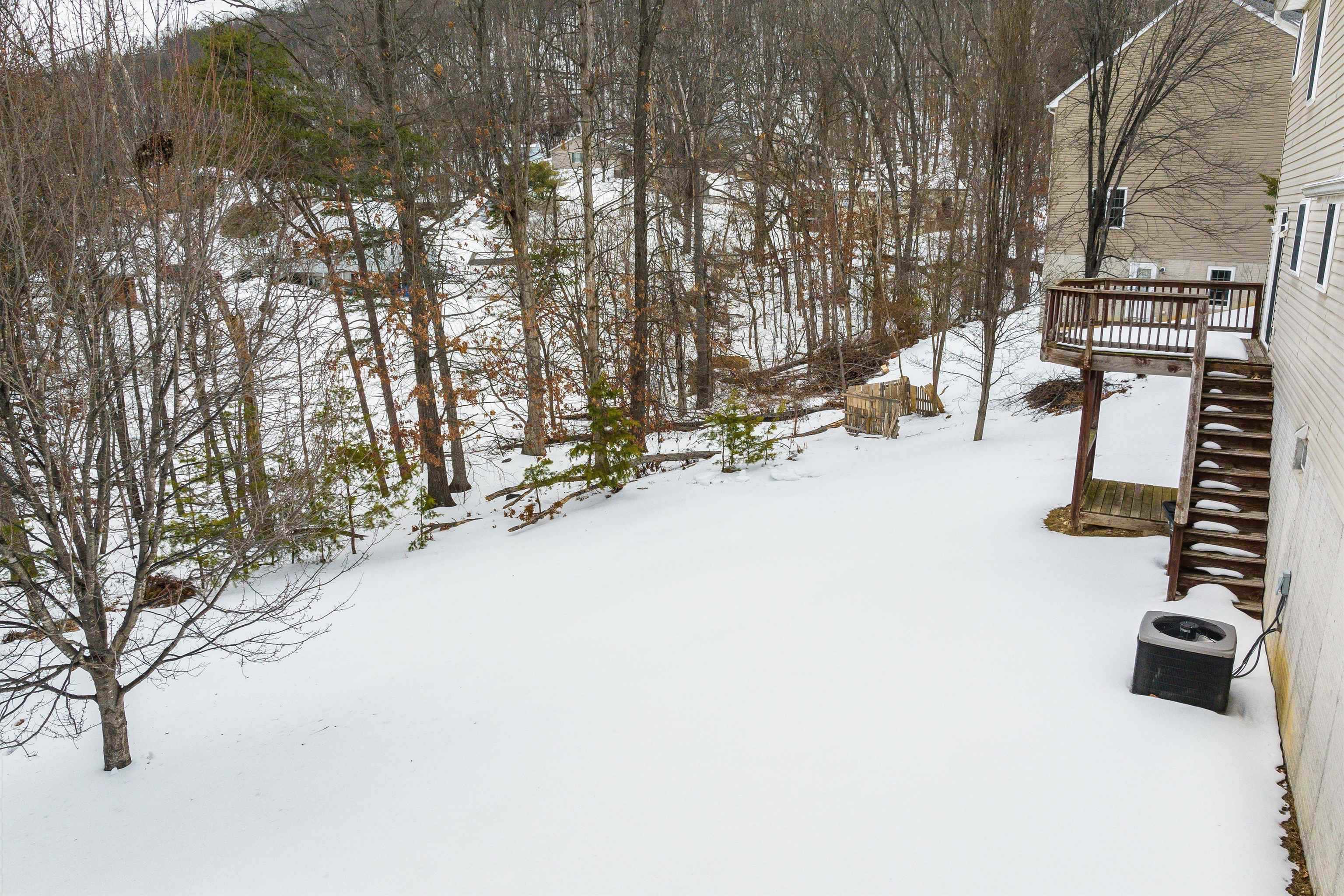 425 CAMPBELL ST, STAUNTON, Virginia 24401, 4 Bedrooms Bedrooms, ,3 BathroomsBathrooms,Residential,425 CAMPBELL ST,673105 MLS # 673105