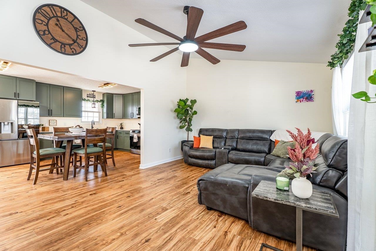 6474 E DONNAGAIL DR, PENN LAIRD, Virginia 22846, 3 Bedrooms Bedrooms, ,2 BathroomsBathrooms,Residential,6474 E DONNAGAIL DR,673109 MLS # 673109