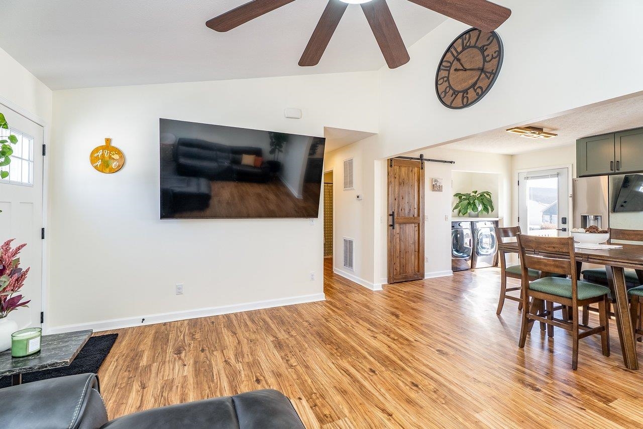 6474 E DONNAGAIL DR, PENN LAIRD, Virginia 22846, 3 Bedrooms Bedrooms, ,2 BathroomsBathrooms,Residential,6474 E DONNAGAIL DR,673109 MLS # 673109