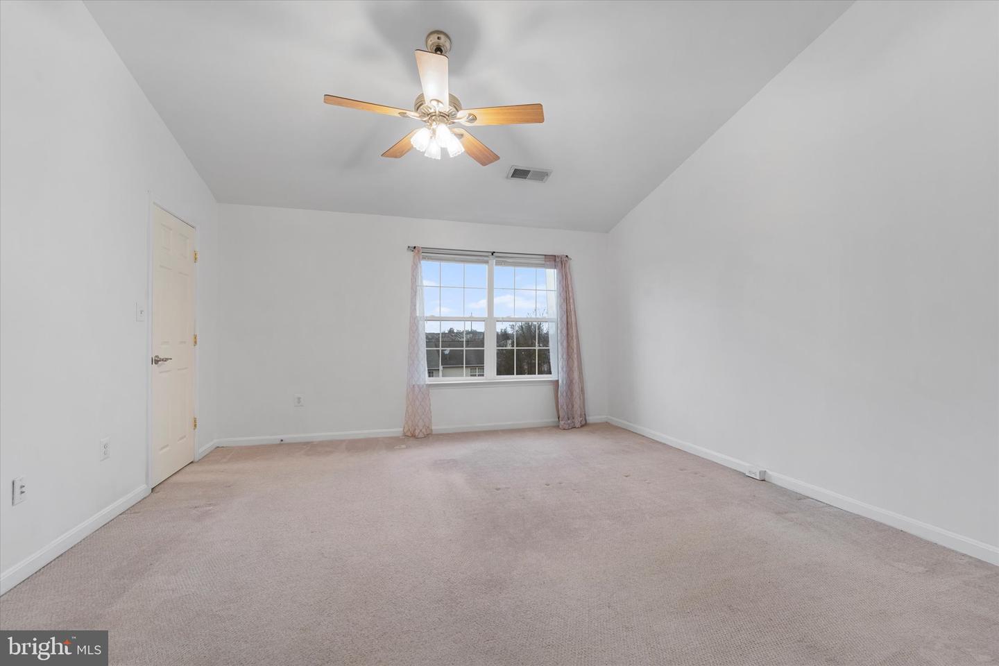 9222 ACER LN, MANASSAS, Virginia 20110, 3 Bedrooms Bedrooms, ,2 BathroomsBathrooms,Residential,For sale,9222 ACER LN,VAMN2009886 MLS # VAMN2009886