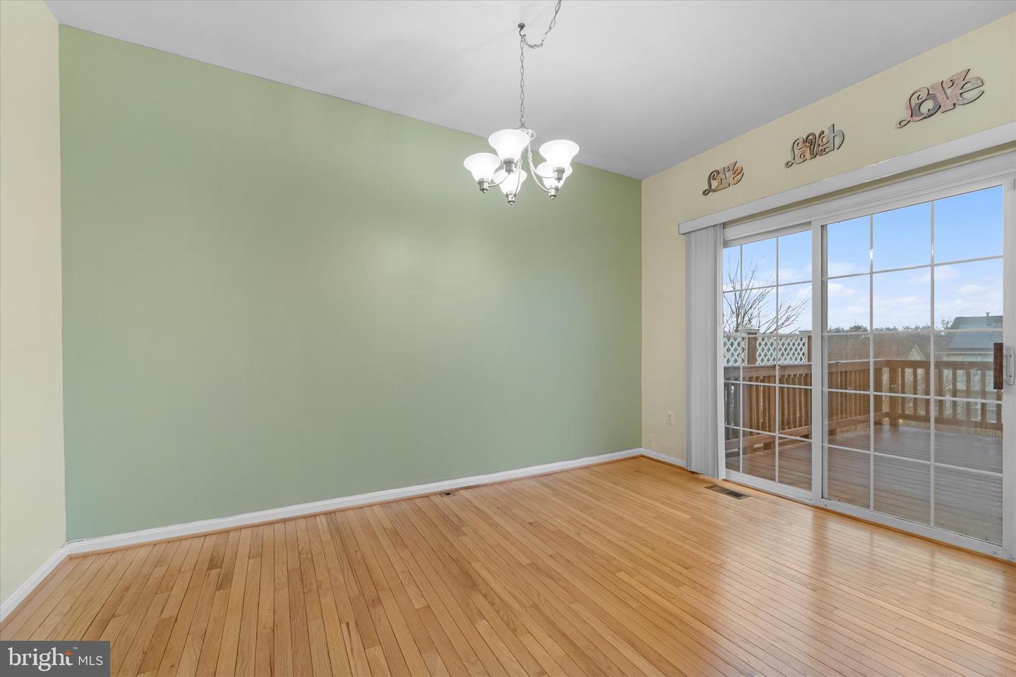 9222 ACER LN, MANASSAS, Virginia 20110, 3 Bedrooms Bedrooms, ,2 BathroomsBathrooms,Residential,For sale,9222 ACER LN,VAMN2009886 MLS # VAMN2009886