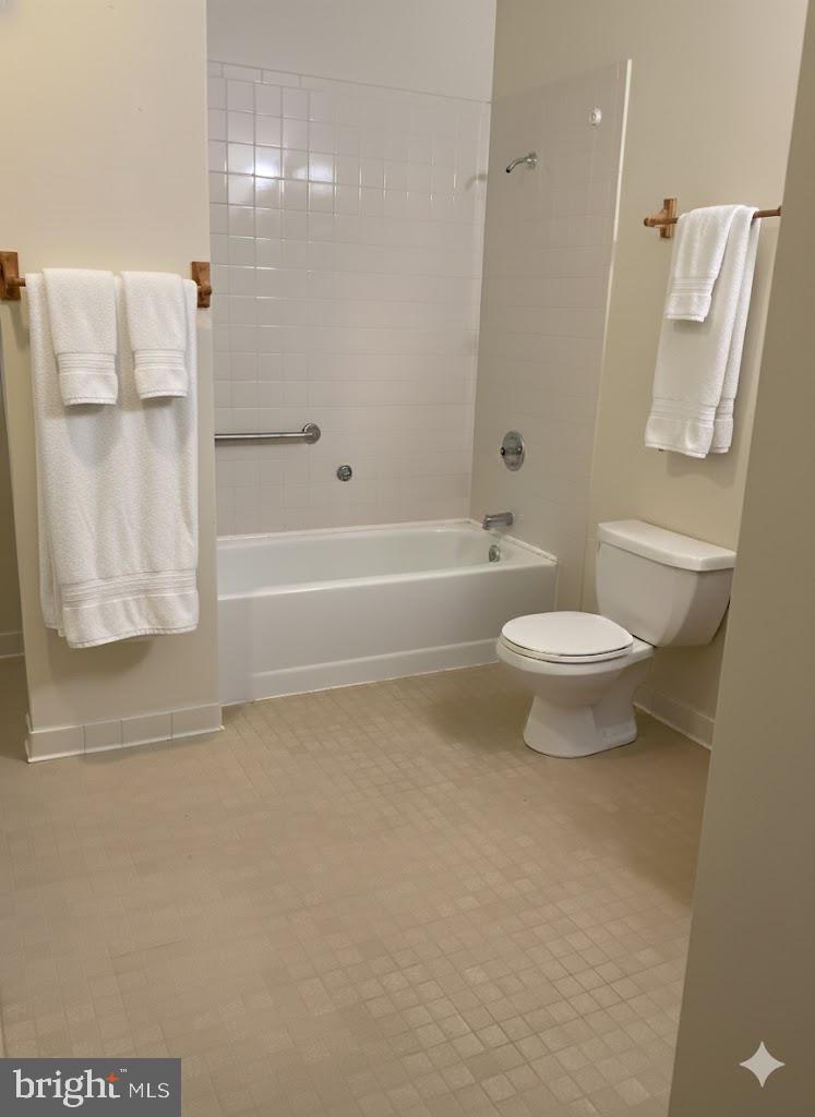 9000 FOX RUN DR, SPOTSYLVANIA, Virginia 22551, 2 Bedrooms Bedrooms, ,1 BathroomBathrooms,Residential,For sale,9000 FOX RUN DR,VASP2038614 MLS # VASP2038614