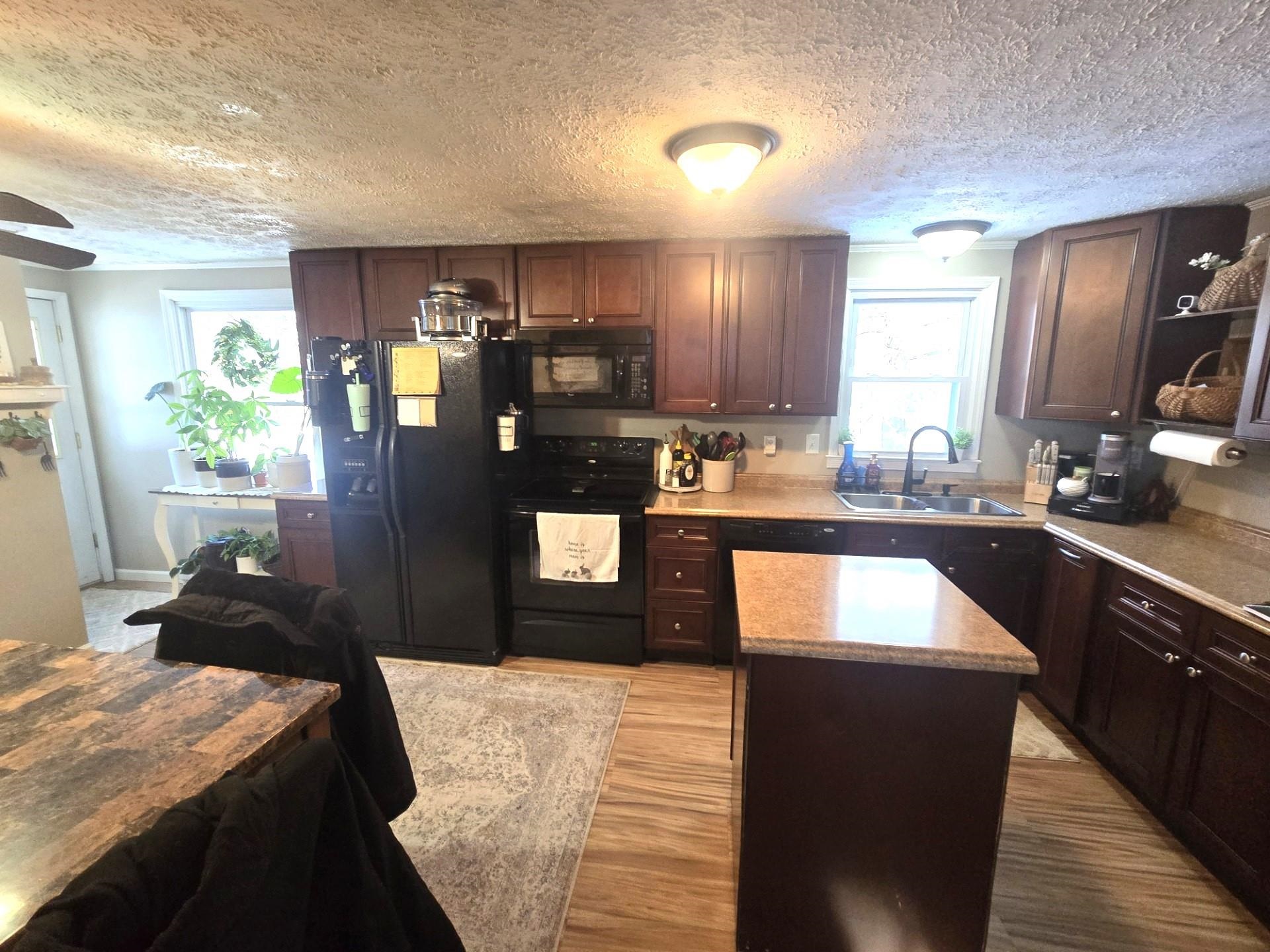 8955 KOONTZ CORNER RD, ROCKINGHAM, Virginia 22802, 3 Bedrooms Bedrooms, ,1 BathroomBathrooms,Residential,8955 KOONTZ CORNER RD,673117 MLS # 673117