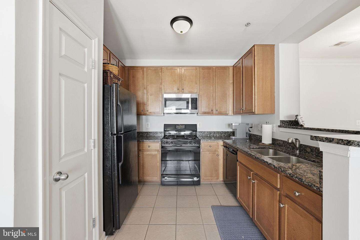 4852 EISENHOWER AVE #337, ALEXANDRIA, Virginia 22304, 2 Bedrooms Bedrooms, ,1 BathroomBathrooms,Residential,For sale,4852 EISENHOWER AVE #337,VAAX2053270 MLS # VAAX2053270