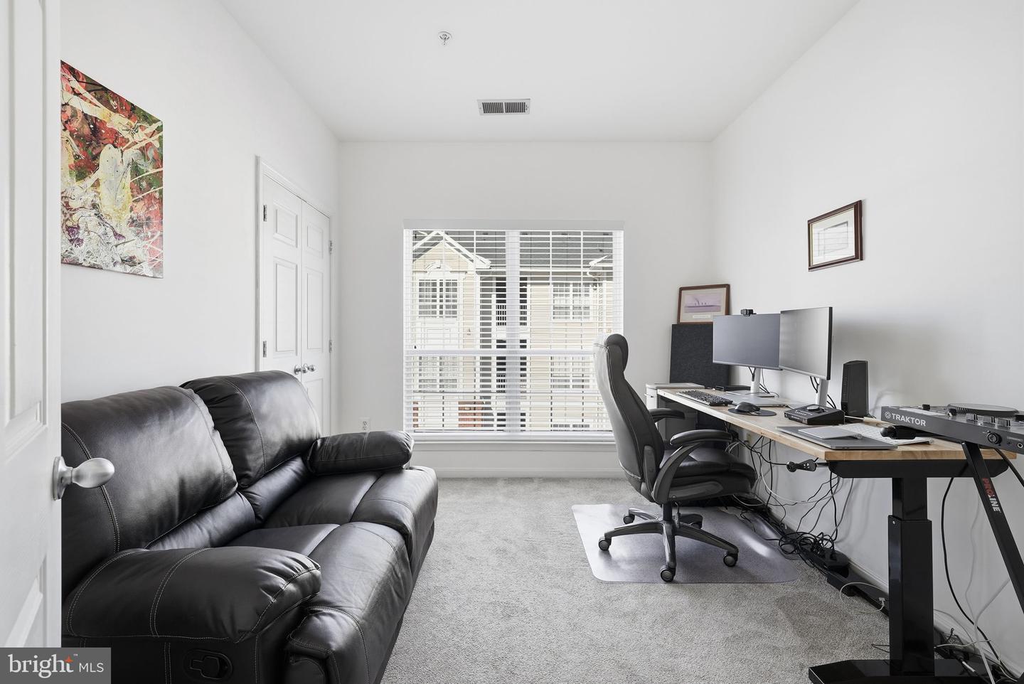 4852 EISENHOWER AVE #337, ALEXANDRIA, Virginia 22304, 2 Bedrooms Bedrooms, ,1 BathroomBathrooms,Residential,For sale,4852 EISENHOWER AVE #337,VAAX2053270 MLS # VAAX2053270