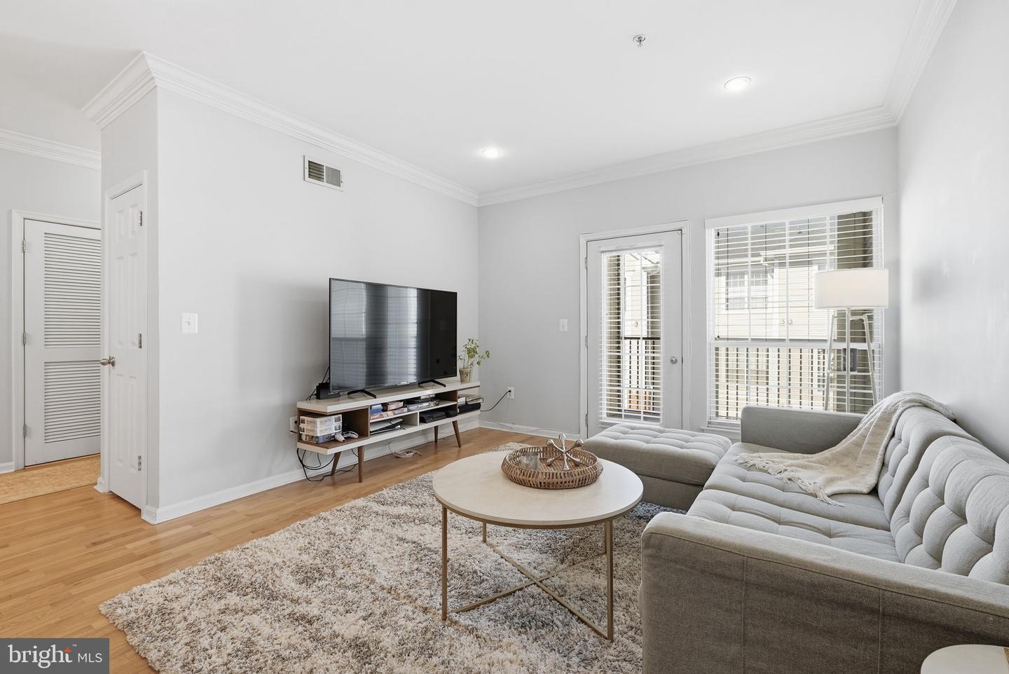 4852 EISENHOWER AVE #337, ALEXANDRIA, Virginia 22304, 2 Bedrooms Bedrooms, ,1 BathroomBathrooms,Residential,For sale,4852 EISENHOWER AVE #337,VAAX2053270 MLS # VAAX2053270