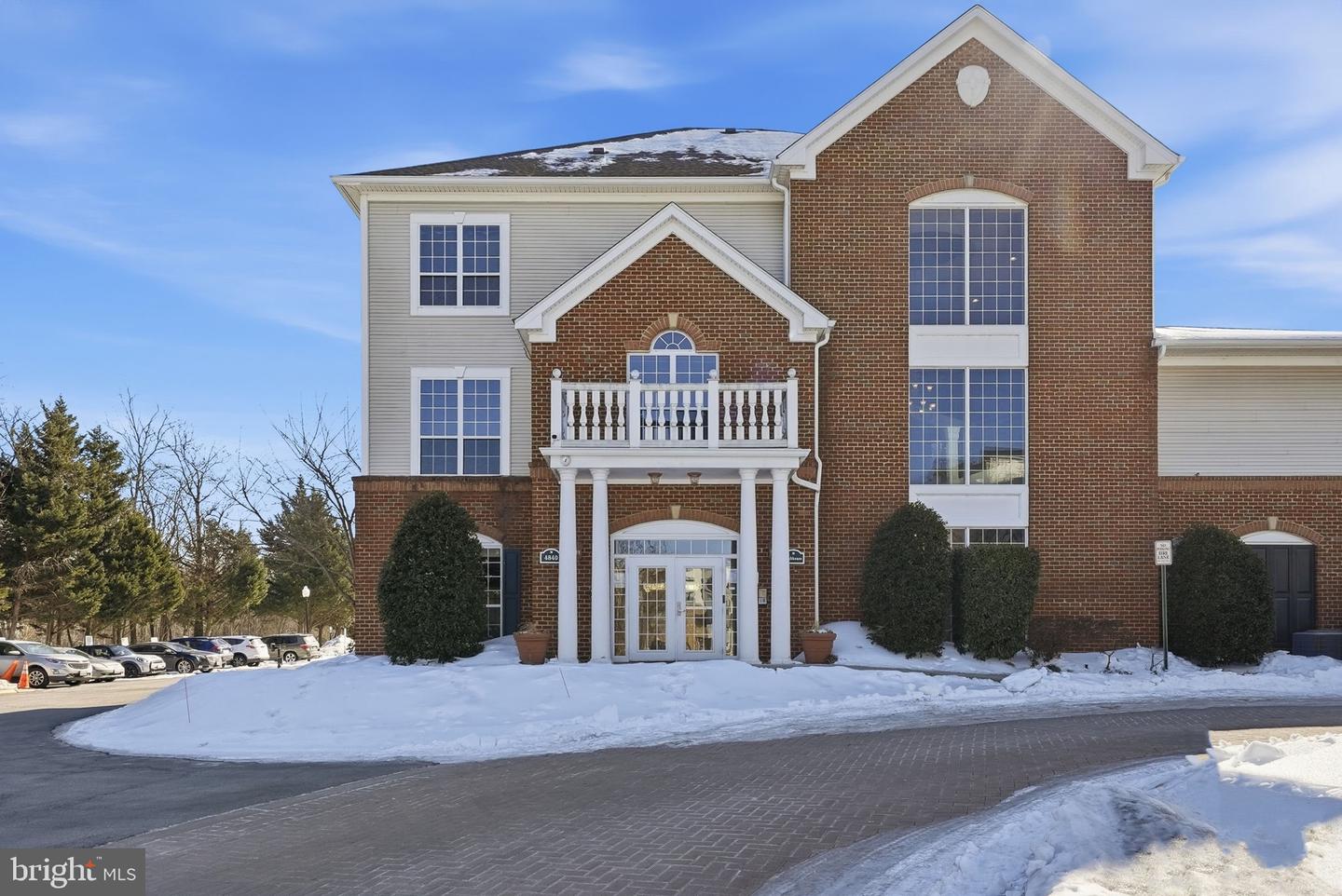 4852 EISENHOWER AVE #337, ALEXANDRIA, Virginia 22304, 2 Bedrooms Bedrooms, ,1 BathroomBathrooms,Residential,For sale,4852 EISENHOWER AVE #337,VAAX2053270 MLS # VAAX2053270