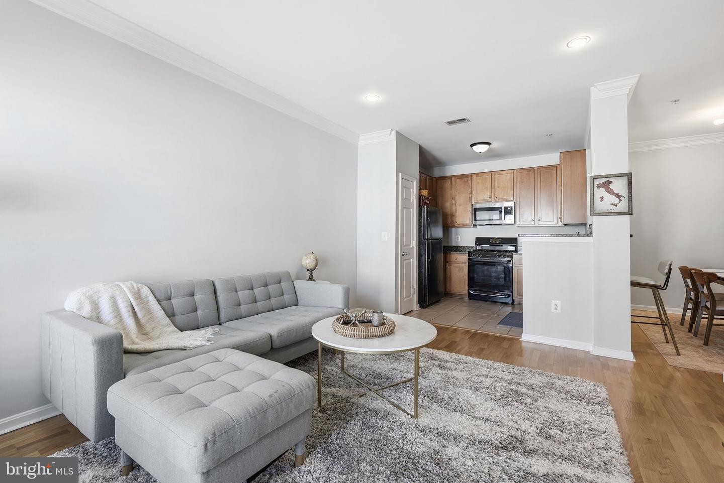 4852 EISENHOWER AVE #337, ALEXANDRIA, Virginia 22304, 2 Bedrooms Bedrooms, ,1 BathroomBathrooms,Residential,For sale,4852 EISENHOWER AVE #337,VAAX2053270 MLS # VAAX2053270