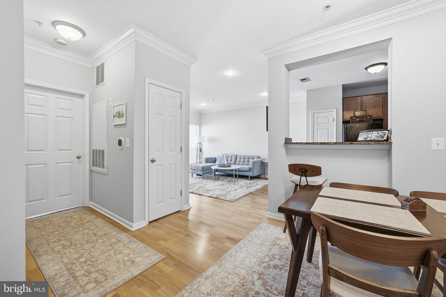 4852 EISENHOWER AVE #337, ALEXANDRIA, Virginia 22304, 2 Bedrooms Bedrooms, ,1 BathroomBathrooms,Residential,For sale,4852 EISENHOWER AVE #337,VAAX2053270 MLS # VAAX2053270