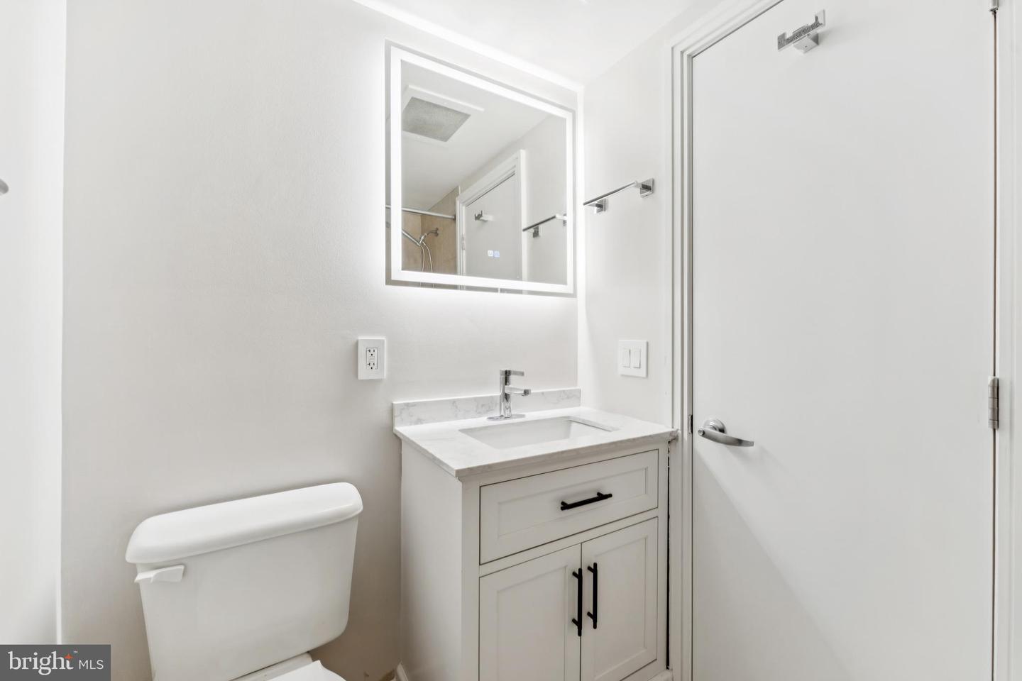 800 4TH ST SW #S418, WASHINGTON, District Of Columbia 20024, 1 Bedroom Bedrooms, 2 Rooms Rooms,1 BathroomBathrooms,Residential,For sale,800 4TH ST SW #S418,DCDC2242052 MLS # DCDC2242052