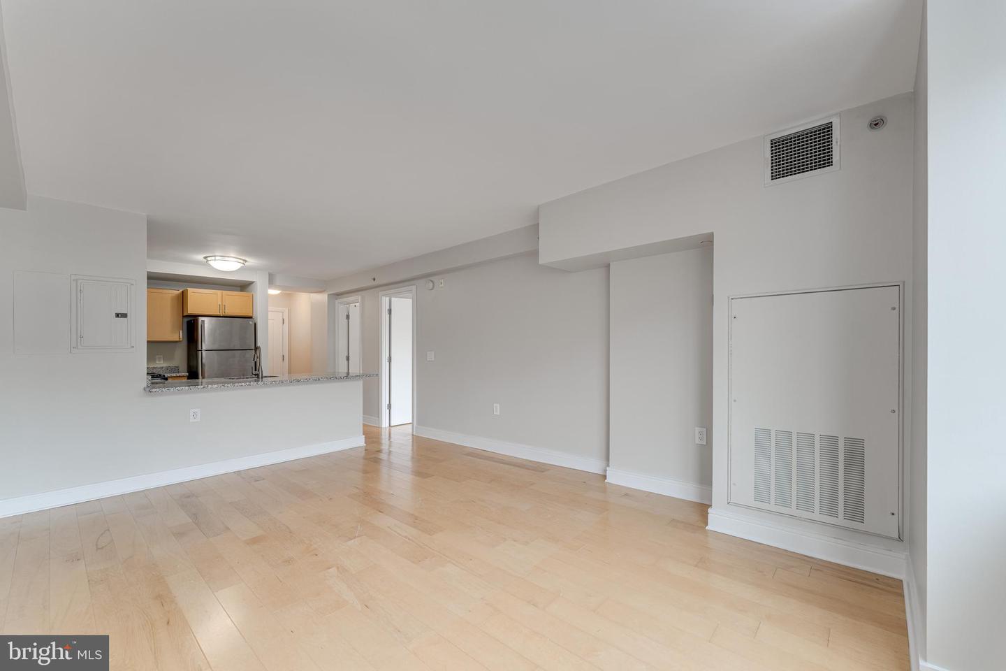 800 4TH ST SW #S418, WASHINGTON, District Of Columbia 20024, 1 Bedroom Bedrooms, 2 Rooms Rooms,1 BathroomBathrooms,Residential,For sale,800 4TH ST SW #S418,DCDC2242052 MLS # DCDC2242052