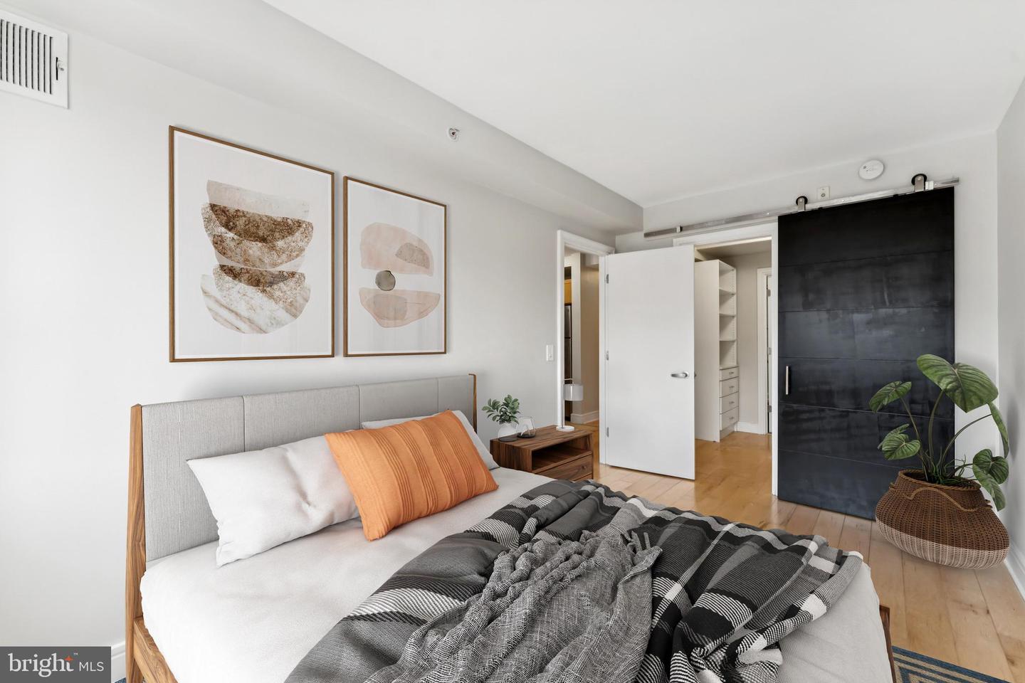 800 4TH ST SW #S418, WASHINGTON, District Of Columbia 20024, 1 Bedroom Bedrooms, 2 Rooms Rooms,1 BathroomBathrooms,Residential,For sale,800 4TH ST SW #S418,DCDC2242052 MLS # DCDC2242052