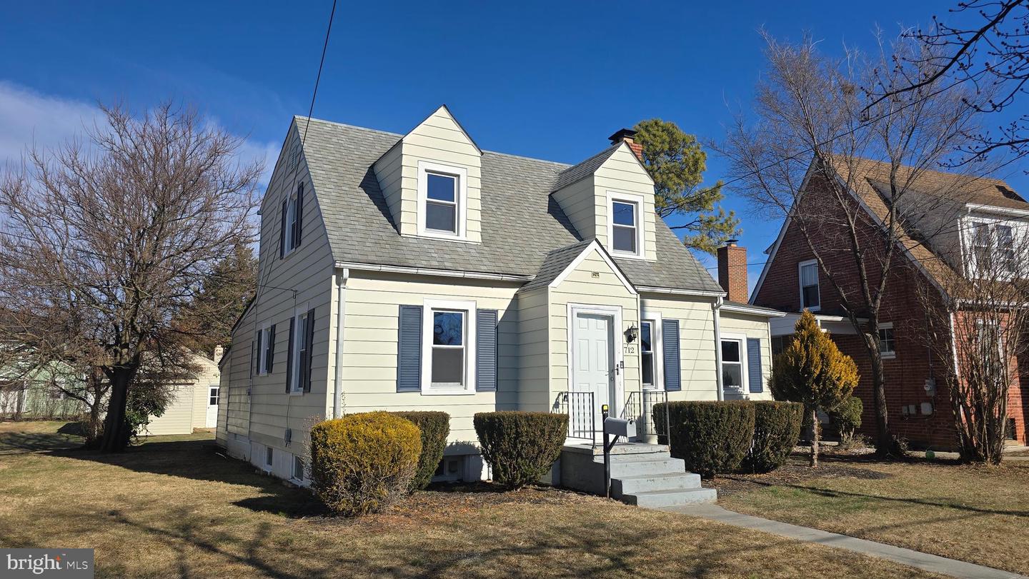 712 FREDERICK AVE, WINCHESTER, Virginia 22601, 3 Bedrooms Bedrooms, ,2 BathroomsBathrooms,Residential,For sale,712 FREDERICK AVE,VAWI2009832 MLS # VAWI2009832