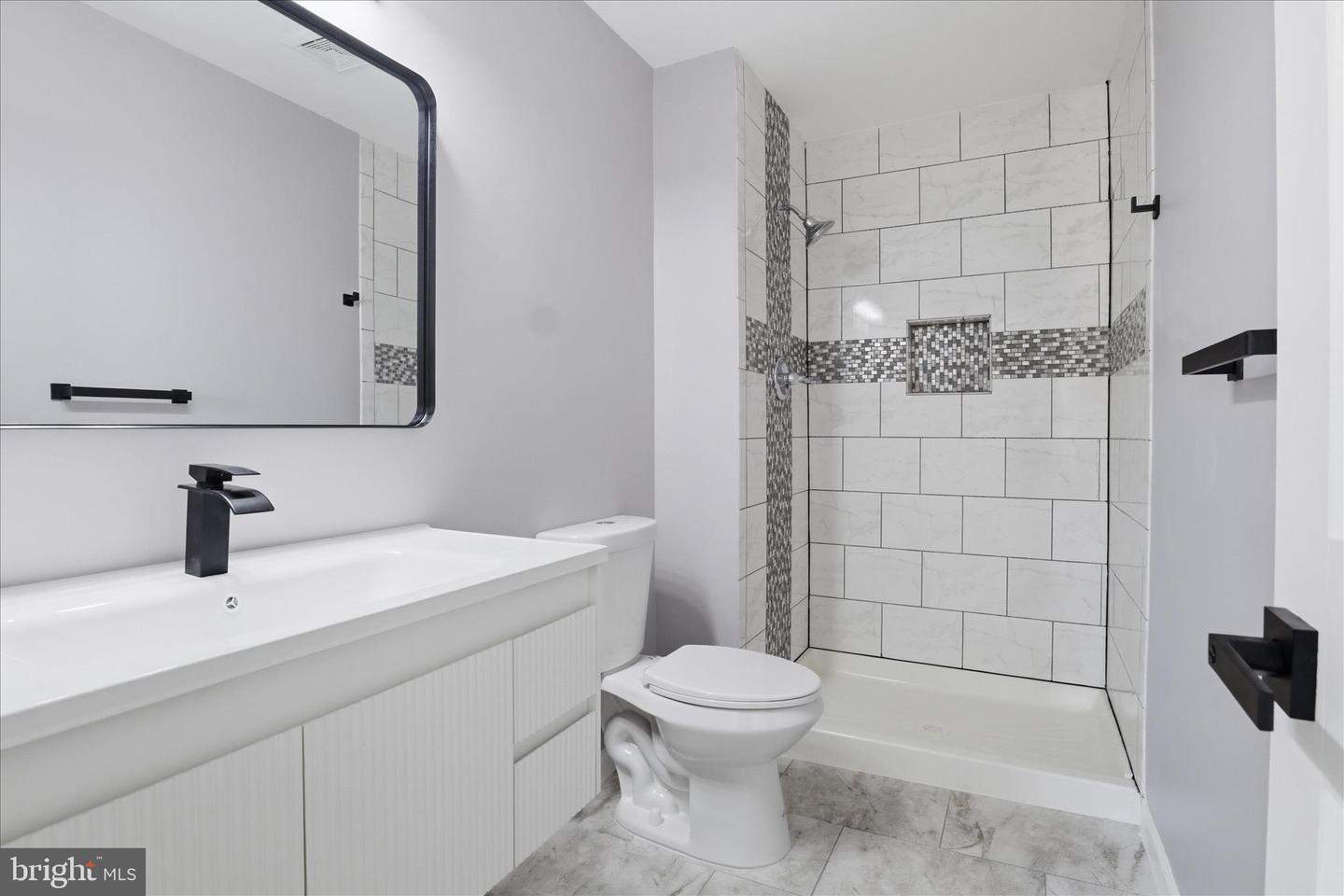 6027 BONNIE BERN CT, BURKE, Virginia 22015, 3 Bedrooms Bedrooms, ,3 BathroomsBathrooms,Residential,For sale,6027 BONNIE BERN CT,VAFX2287944 MLS # VAFX2287944