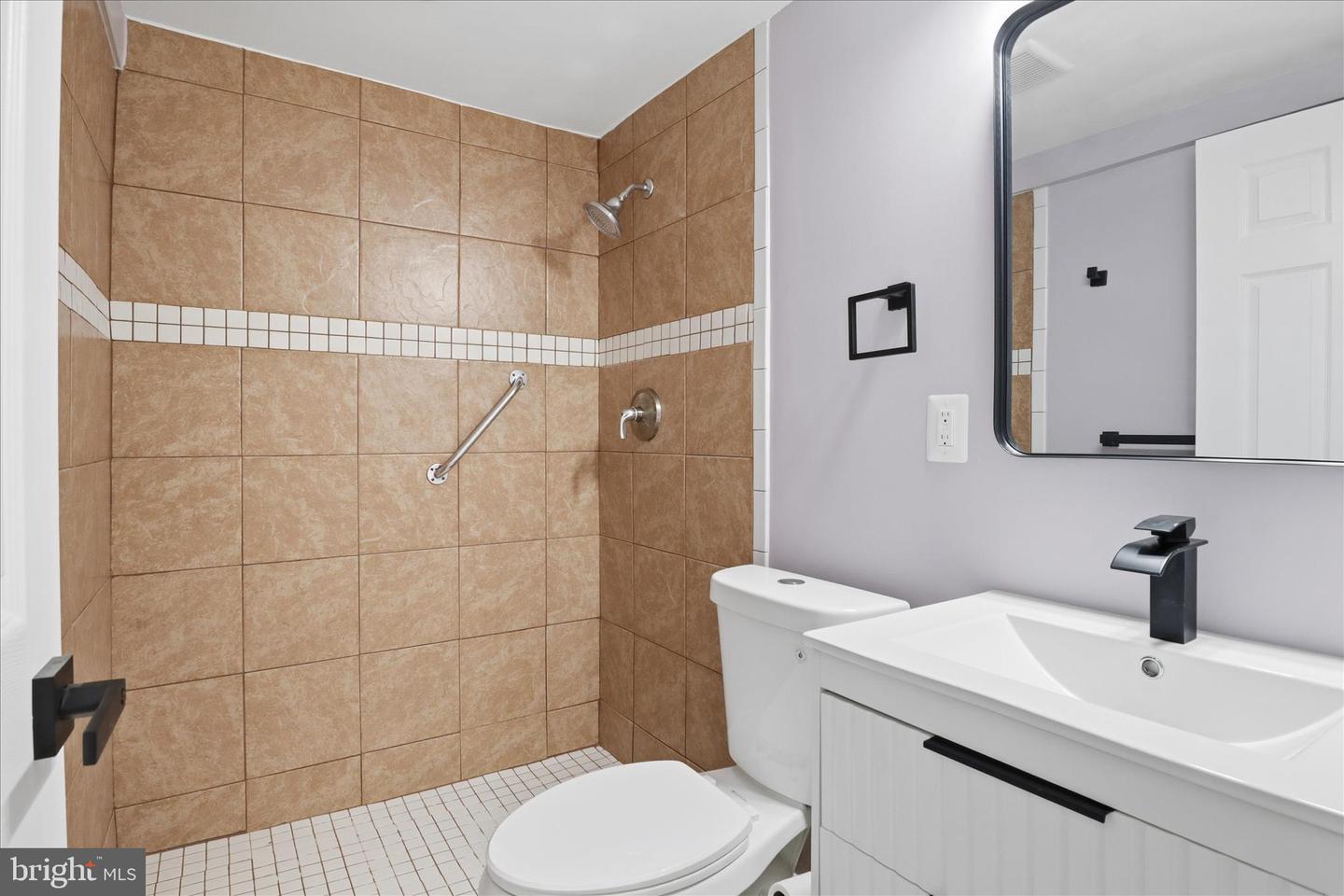 6027 BONNIE BERN CT, BURKE, Virginia 22015, 3 Bedrooms Bedrooms, ,3 BathroomsBathrooms,Residential,For sale,6027 BONNIE BERN CT,VAFX2287944 MLS # VAFX2287944